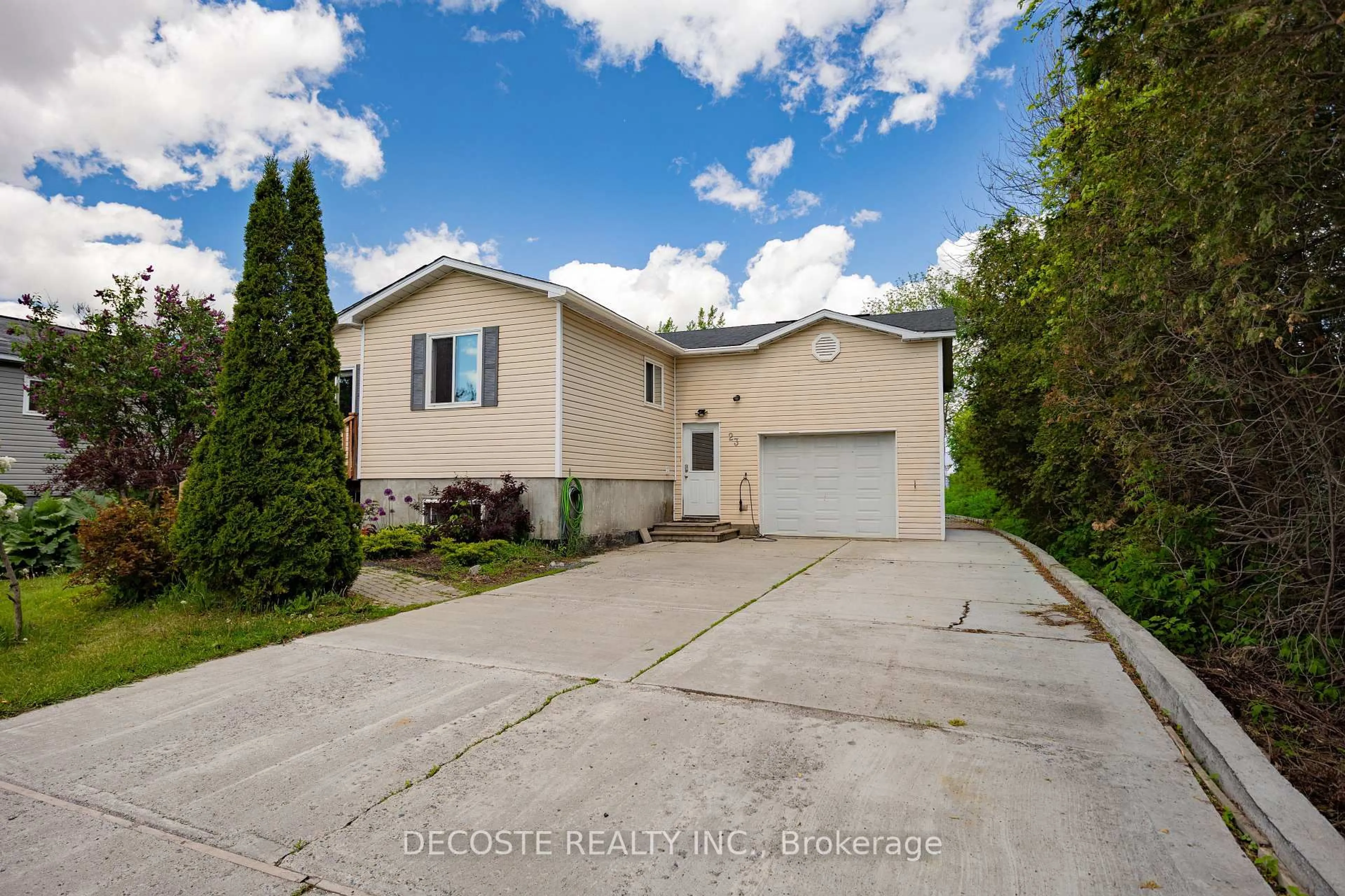 Unknown for 23 Wood St, South Glengarry Ontario K0C 1N0