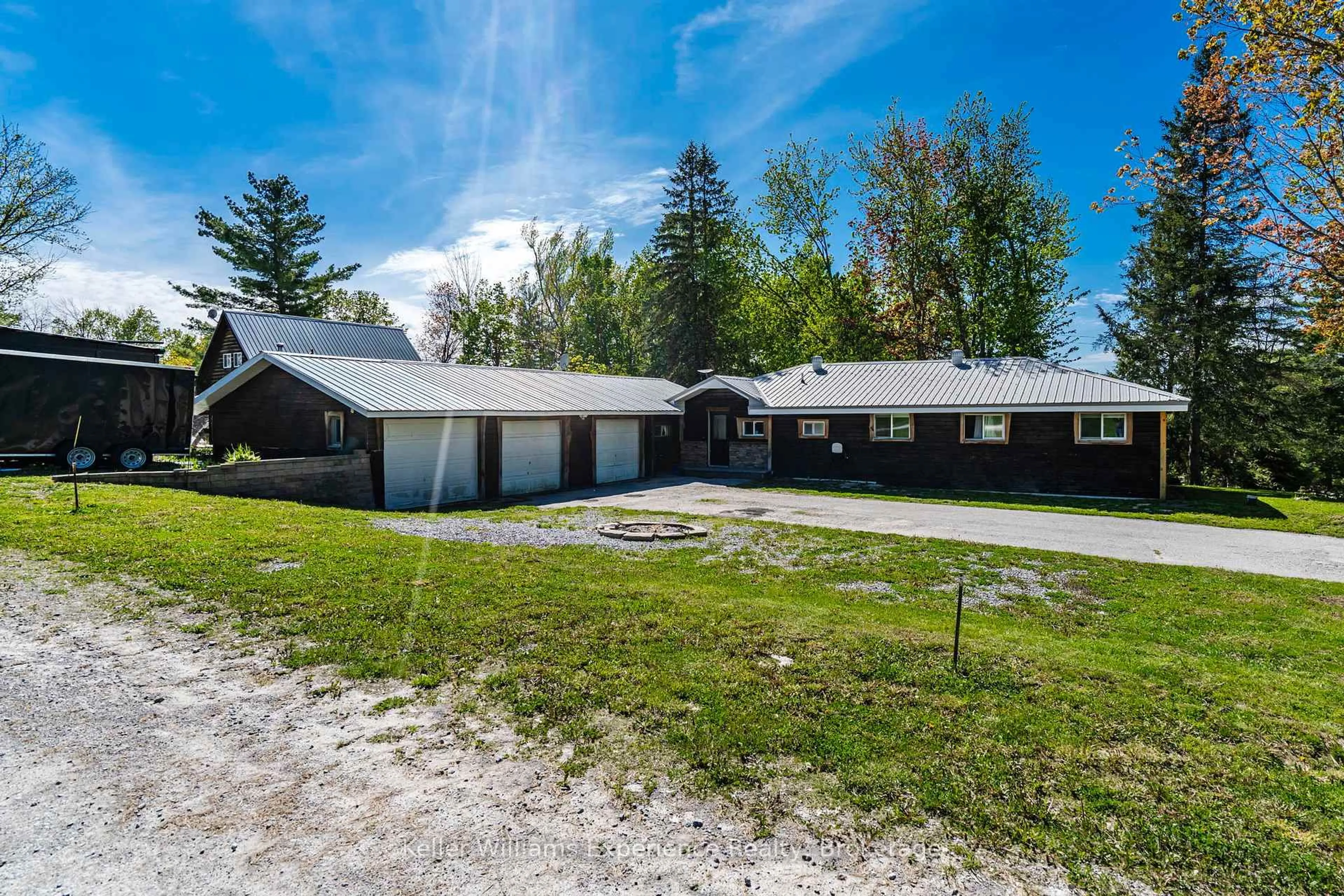 A pic from outside/outdoor area/front of a property/back of a property/a pic from drone, unknown for 8 Robins Lane, Kawartha Lakes Ontario L0K 1W0