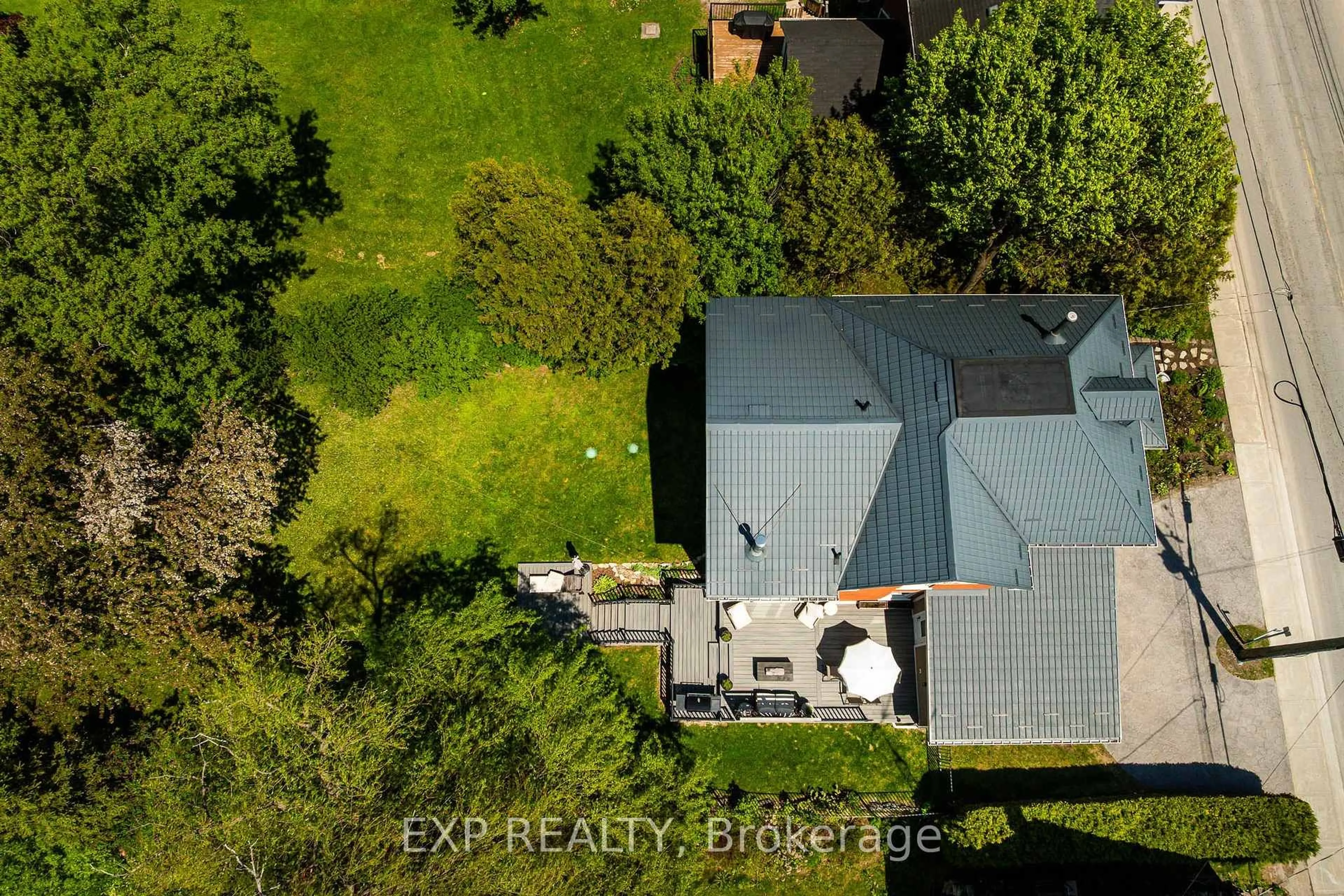 A pic from outside/outdoor area/front of a property/back of a property/a pic from drone, unknown for 85 South St, Lanark Ontario K0G 1K0