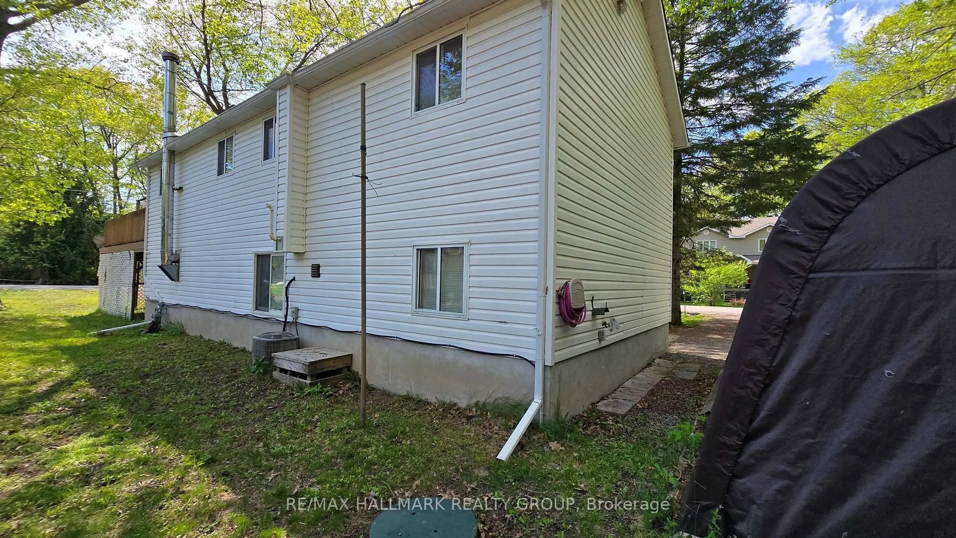 Unknown for 114 Macrostie Lane, Ottawa Ontario K0A 3M0
