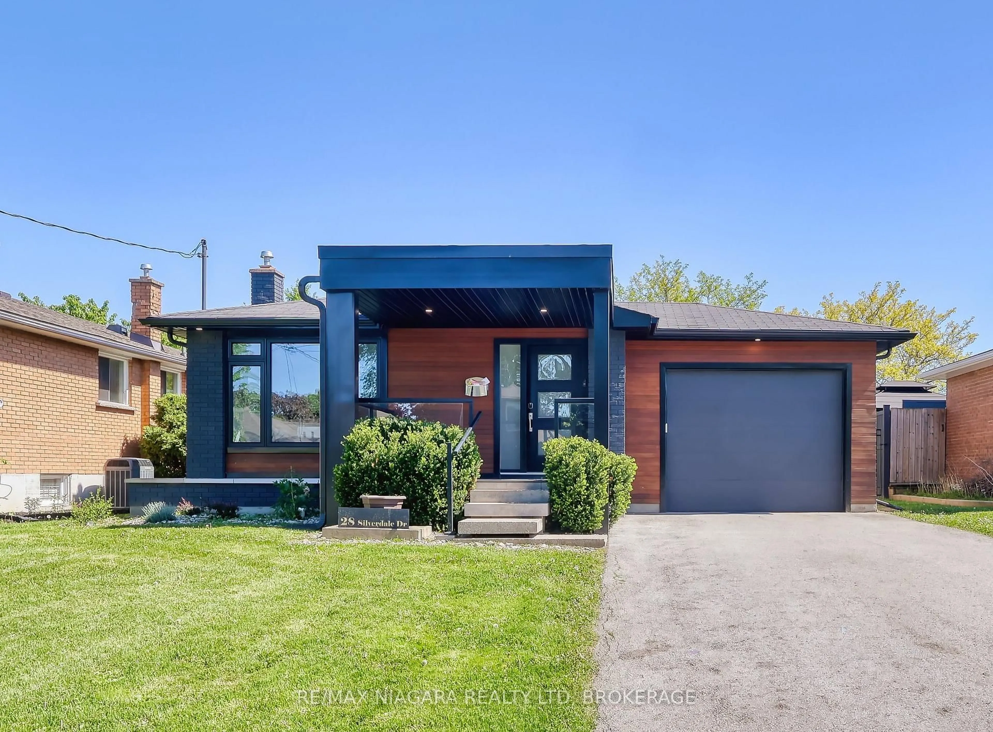 Home with brick exterior material, street for 28 Silverdale Dr, St. Catharines Ontario L2M 3N1
