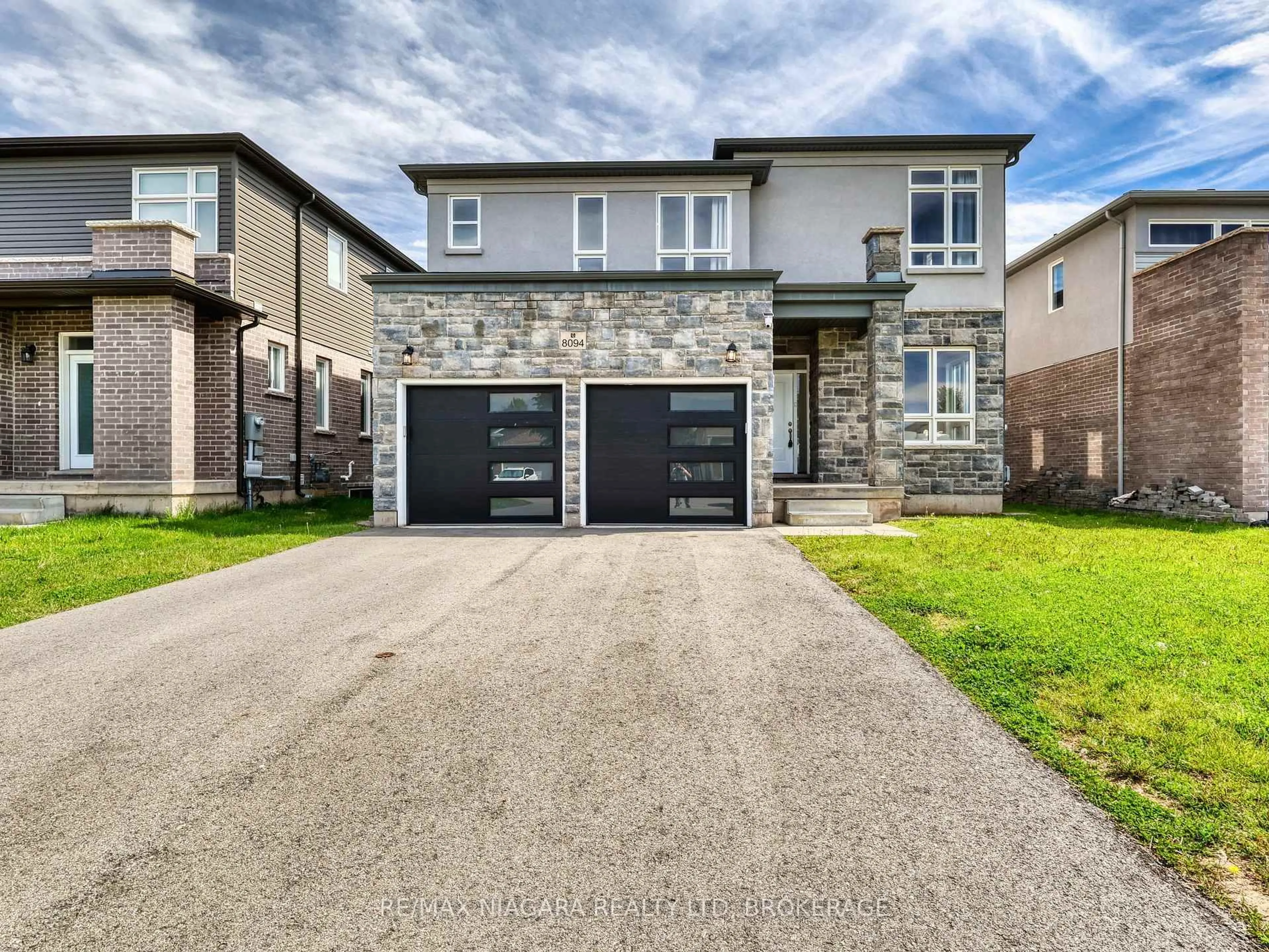 Home with brick exterior material, street for 8094 Citation Rd, Niagara Falls Ontario L2H 3H7