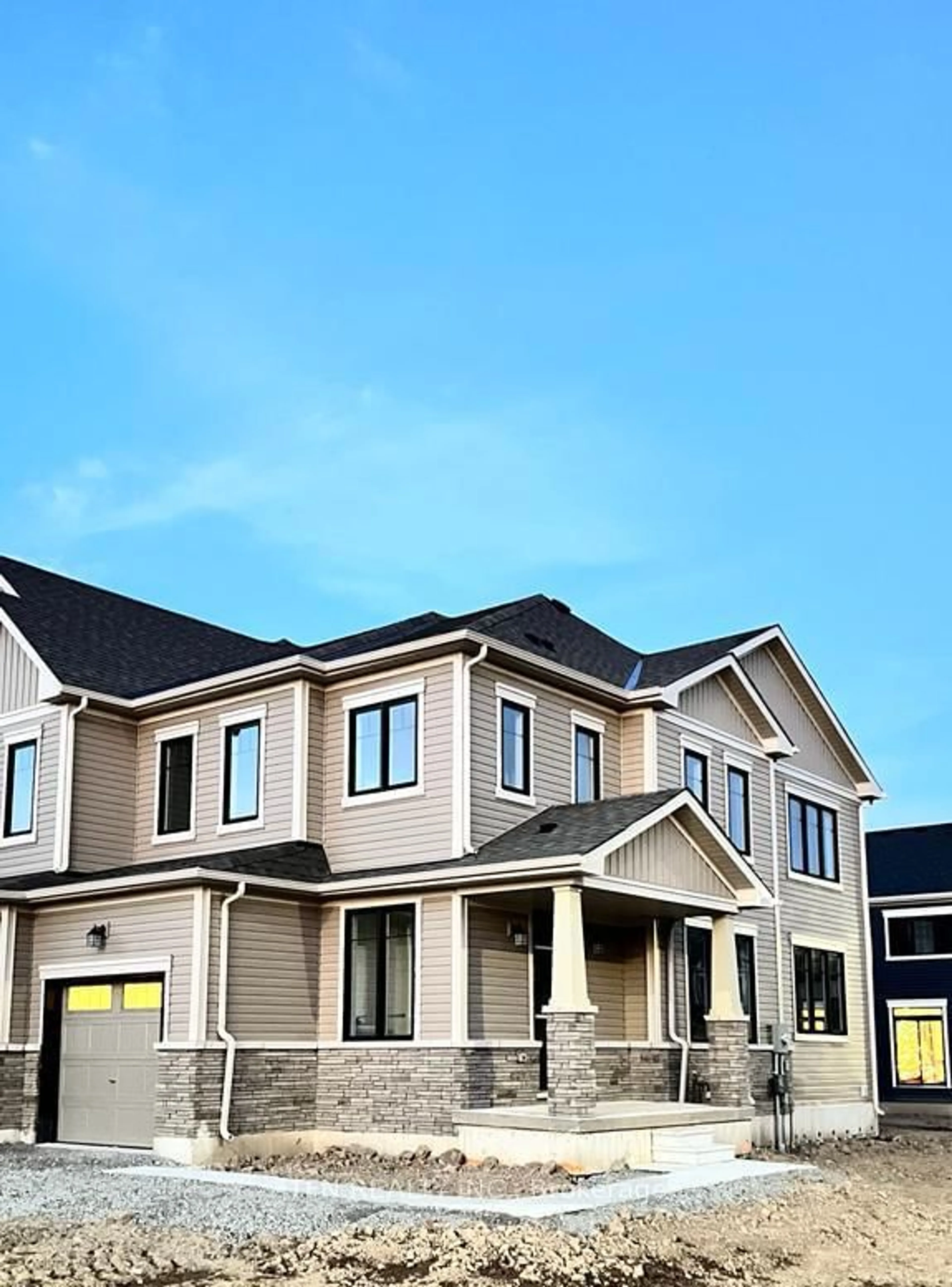 Home with vinyl exterior material, building for 30 Daisy Lane, Thorold Ontario L3B 0L3