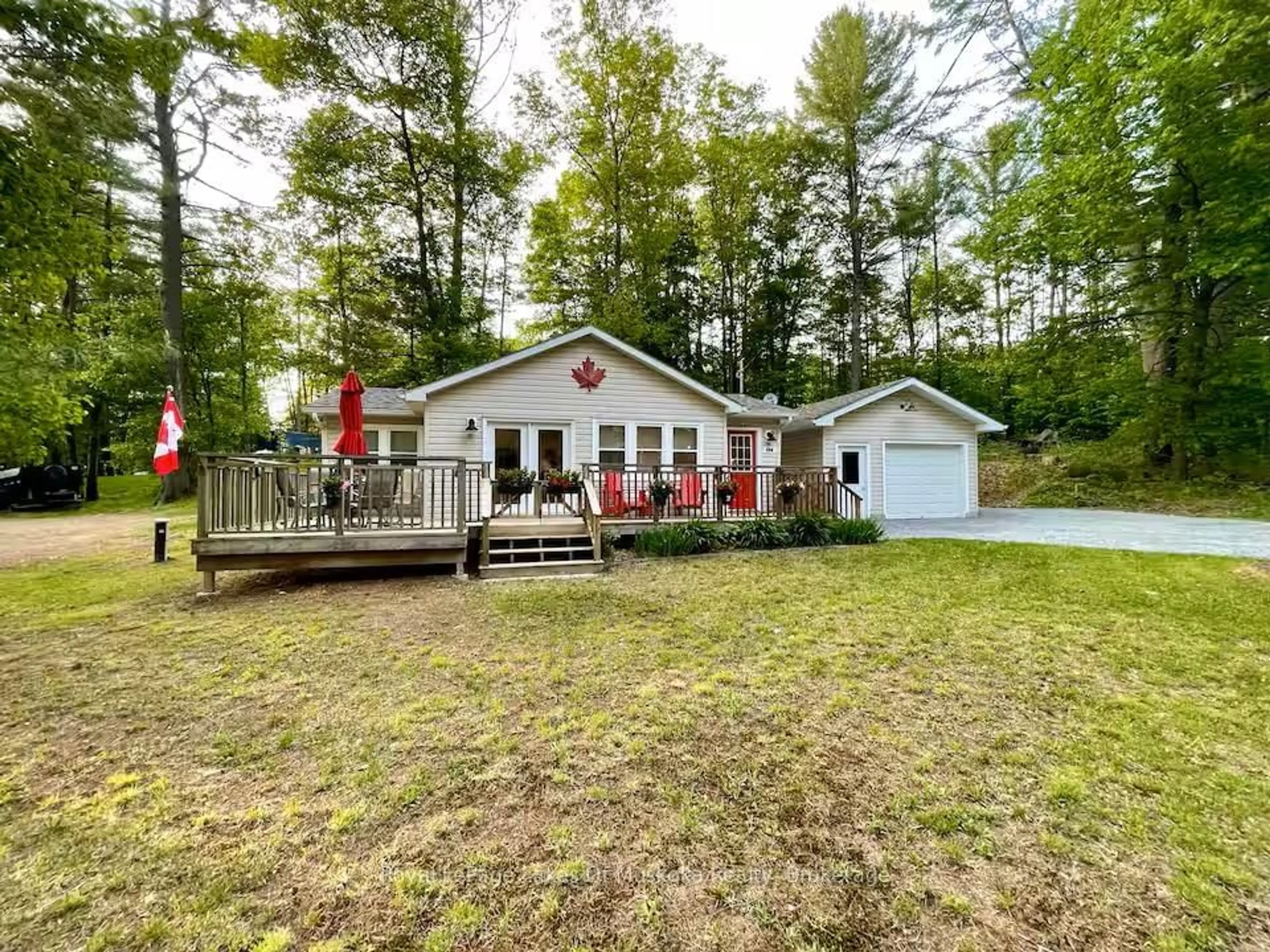 Unknown for 886 Muskoka 10 Rd, Huntsville Ontario P0B 1L0