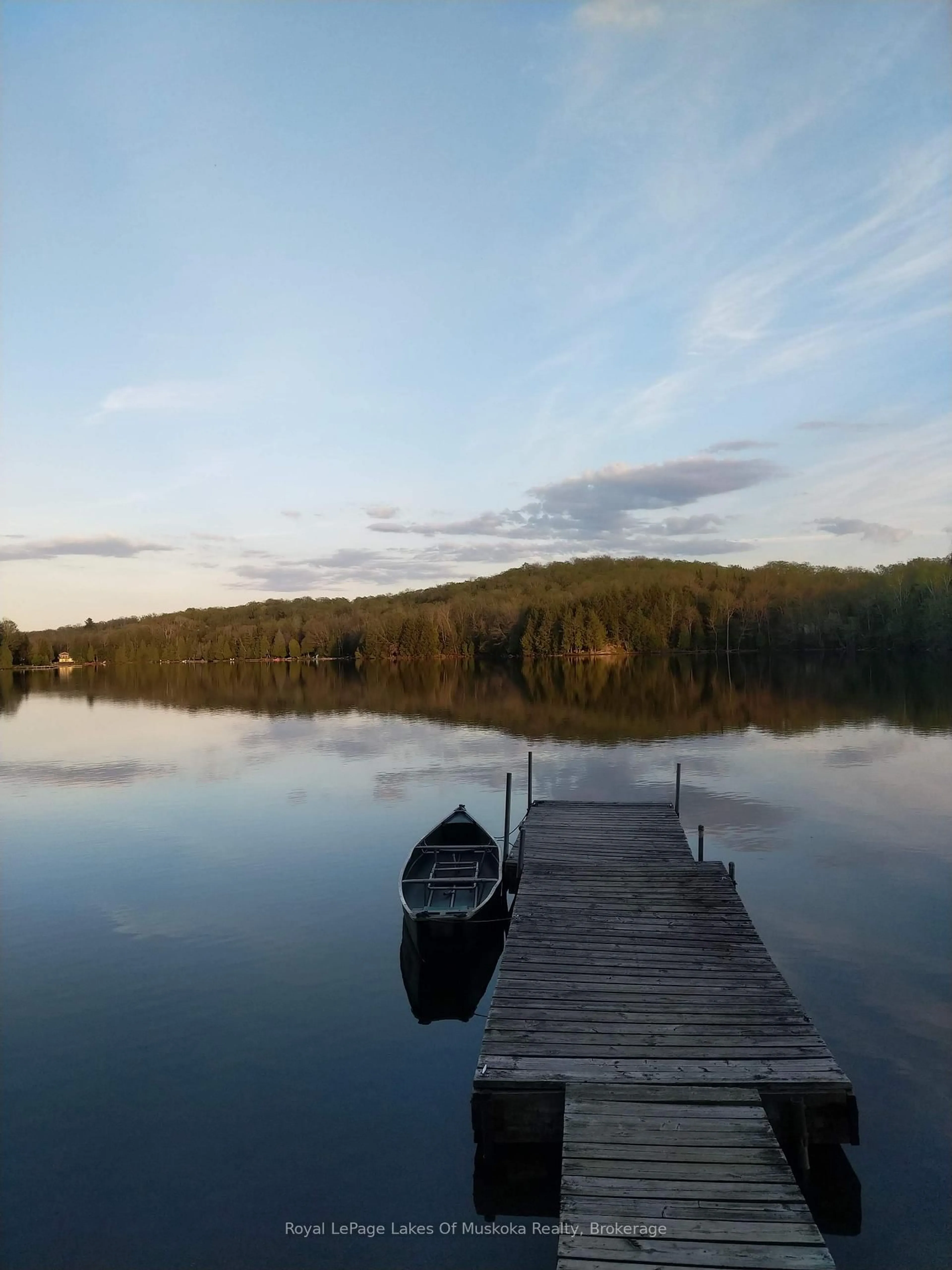Blurry image for 25 Maple Dr, Perry Ontario P0A 1J0