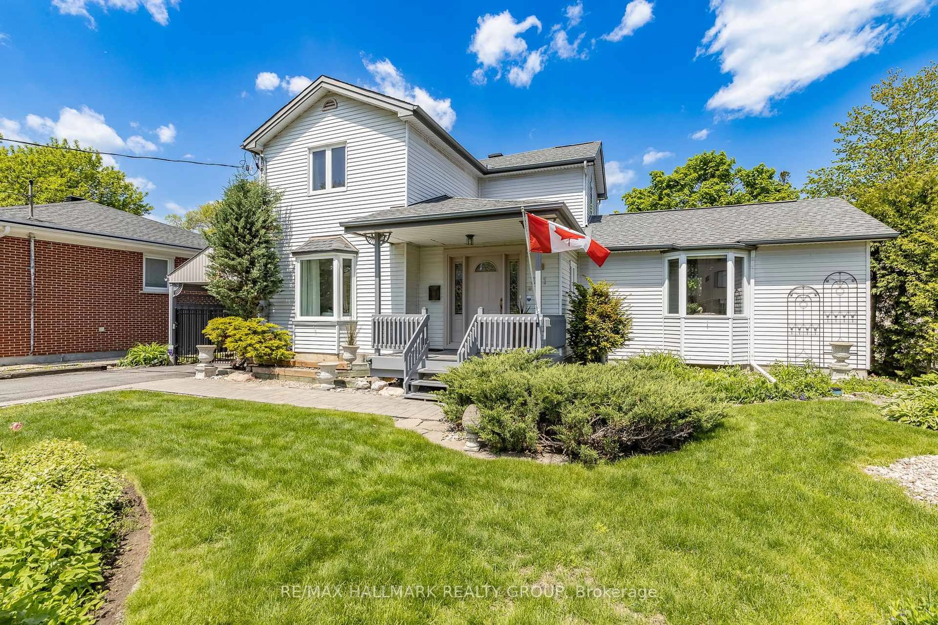 Unknown for 321 Beechgrove Ave, Ottawa Ontario K1Z 6R4