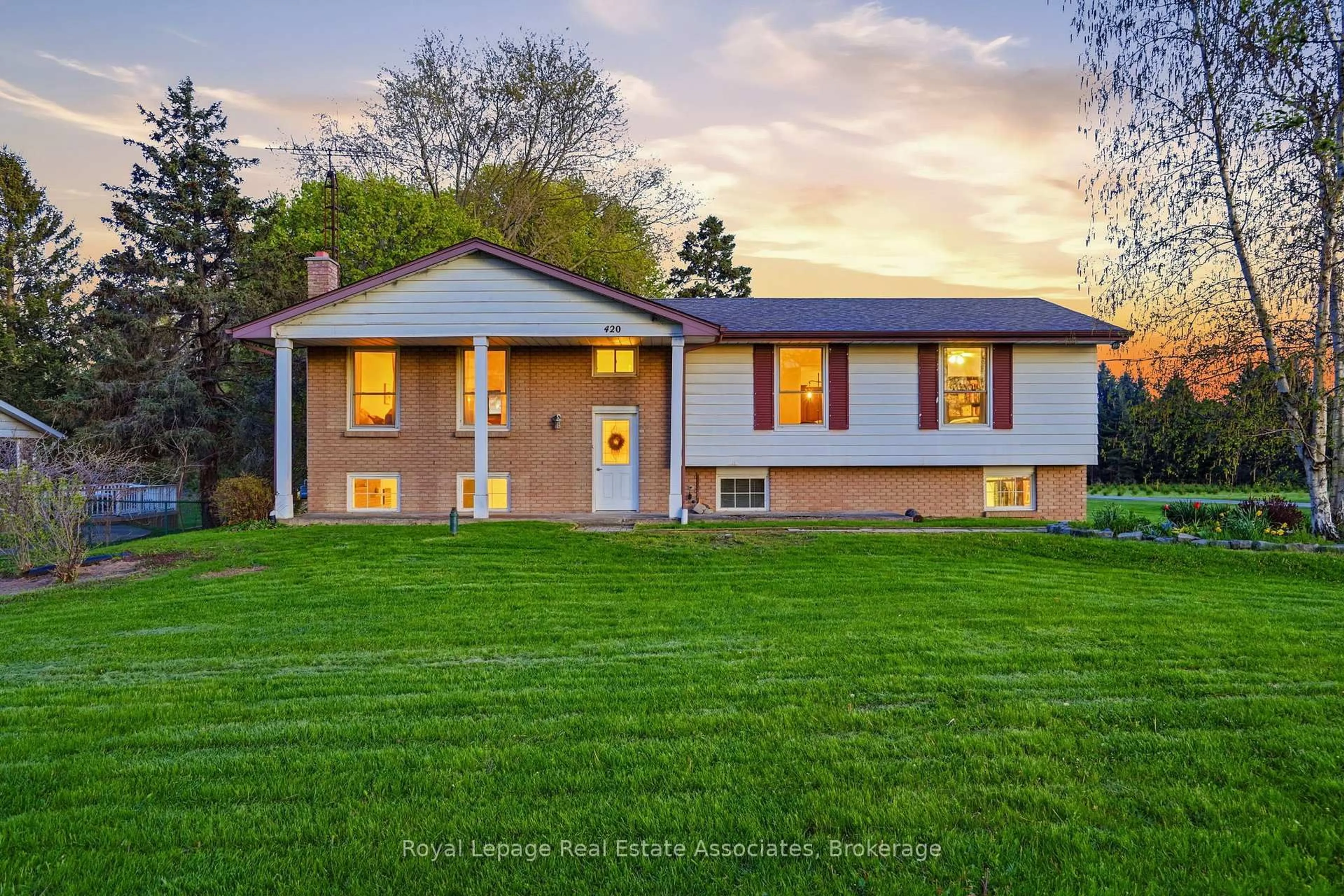 Home with brick exterior material, street for 420 Concession 5 Rd, Hamilton Ontario L8B 0L5