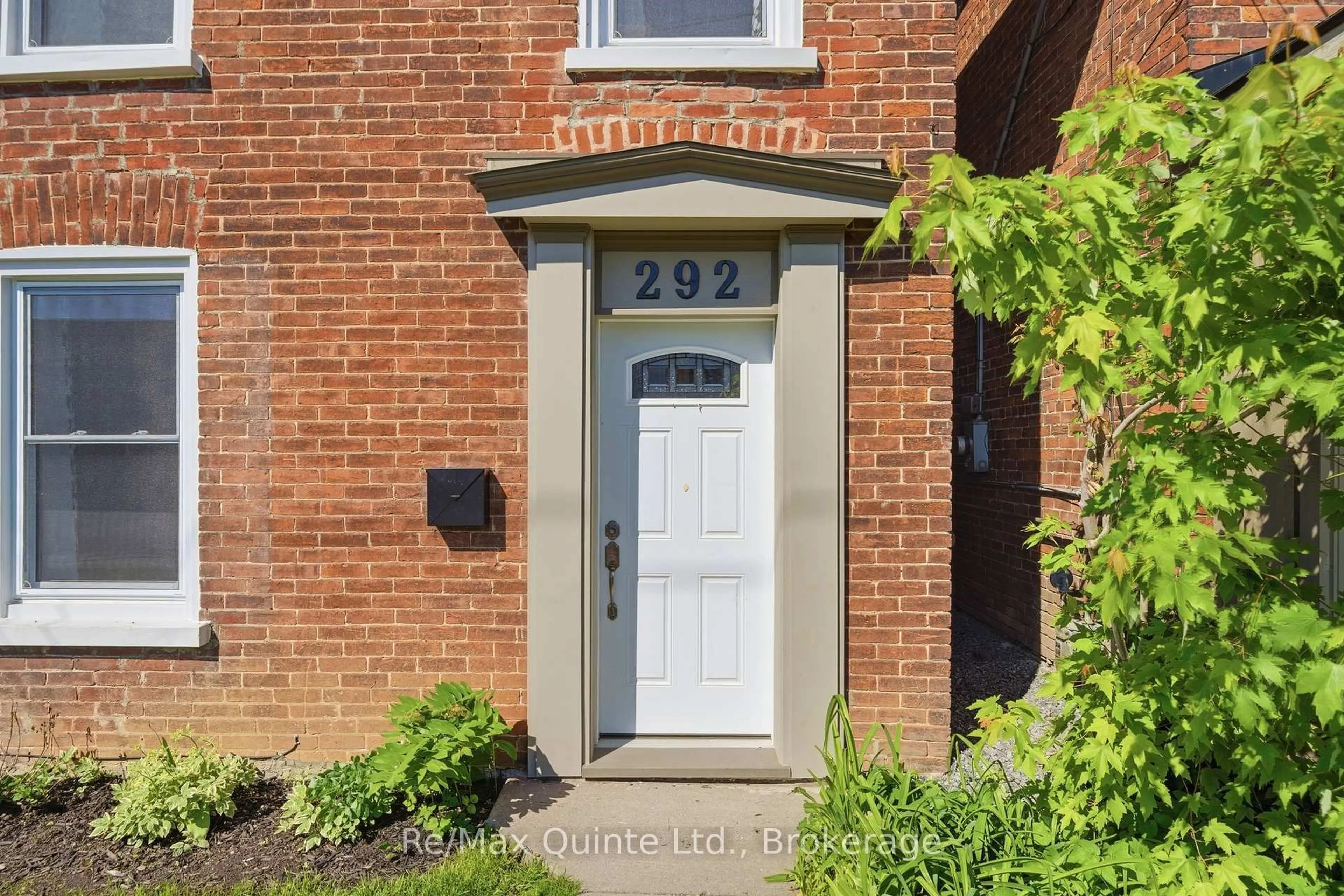 Unknown for 292 COLEMAN St, Belleville Ontario K8P 3H9