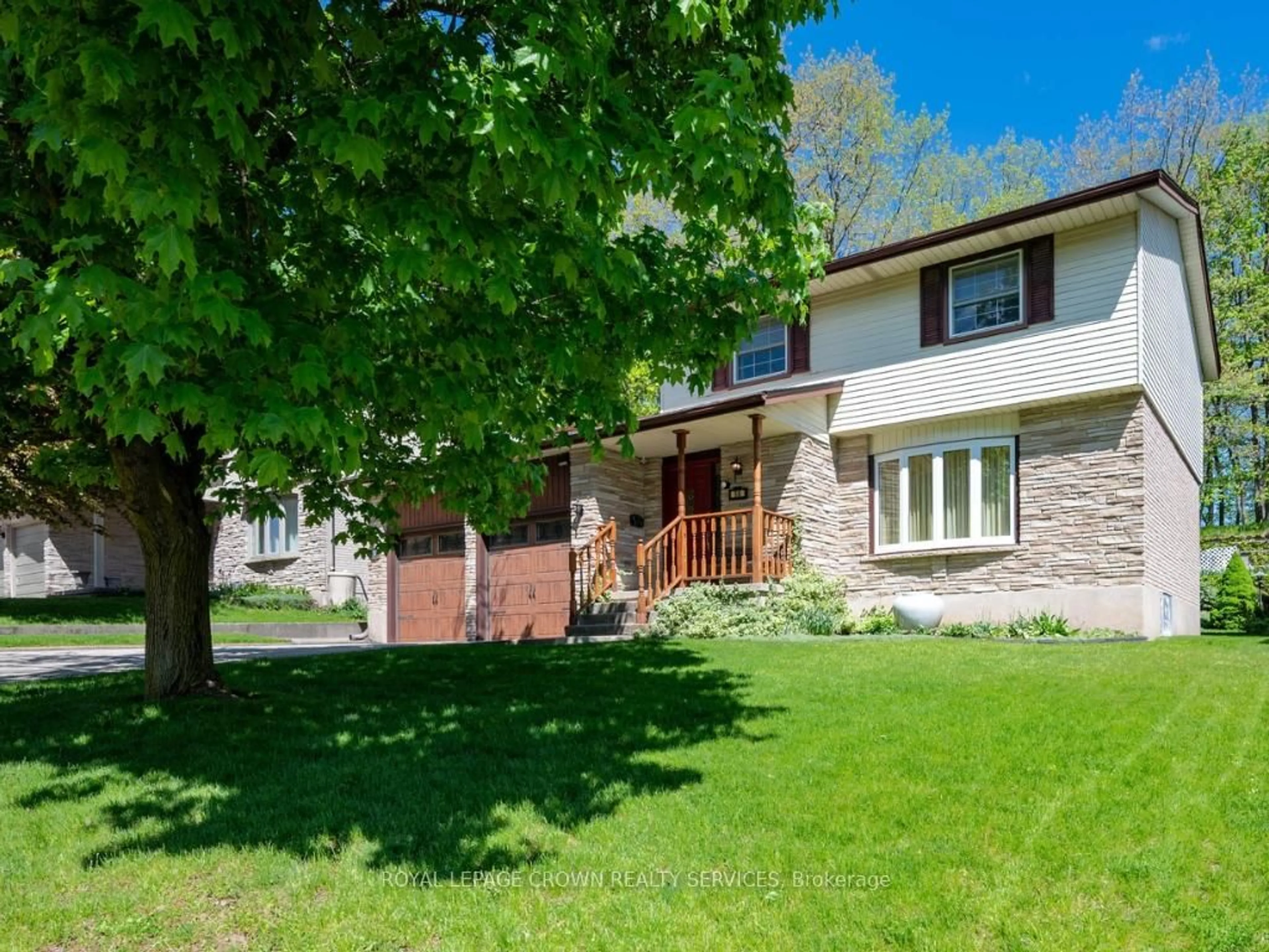 Unknown for 56 Gordon St, Cambridge Ontario N1S 4K8