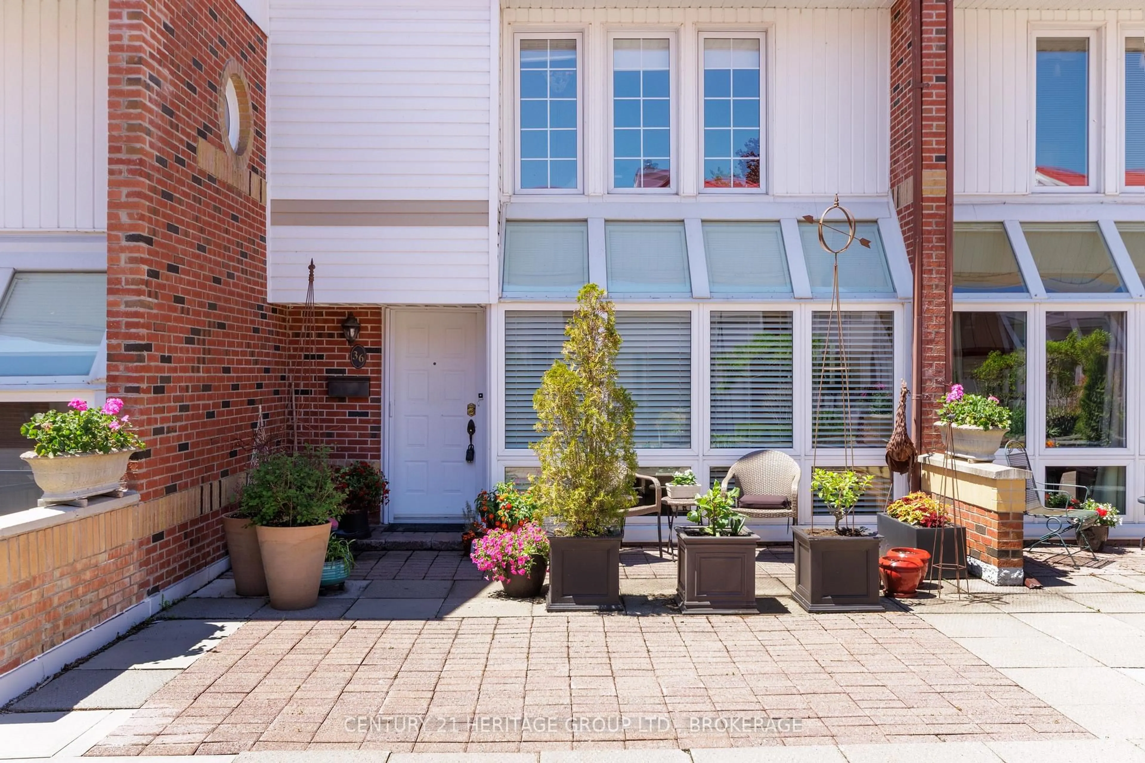 Patio, street for 1 Place D'armes #36, Kingston Ontario K7K 6S1