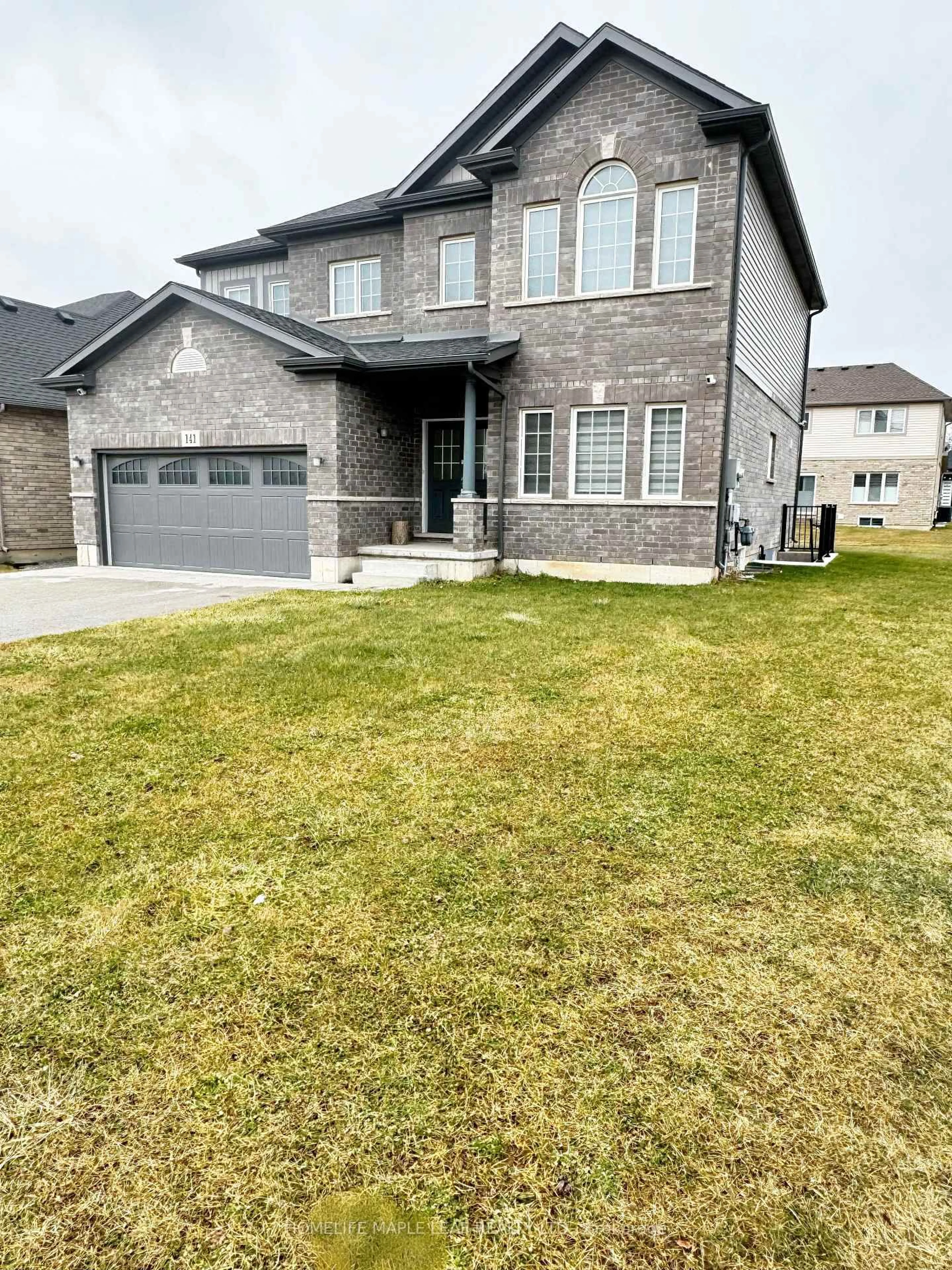 Unknown for 141 Crow St, Welland Ontario L3B 5N8