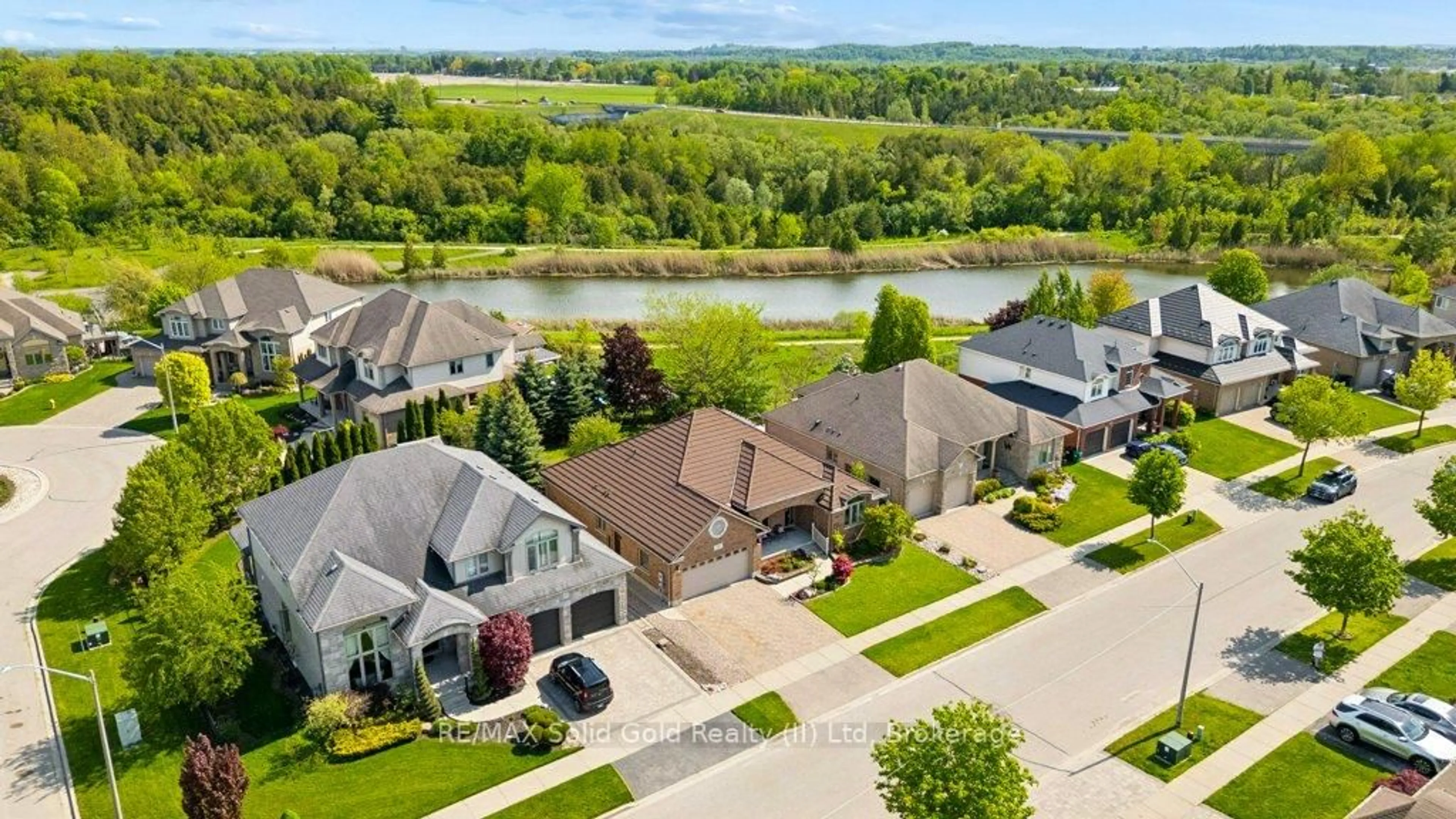 A pic from outside/outdoor area/front of a property/back of a property/a pic from drone, water/lake/river/ocean view for 366 Townsend Dr, Woolwich Ontario N0B 1M0