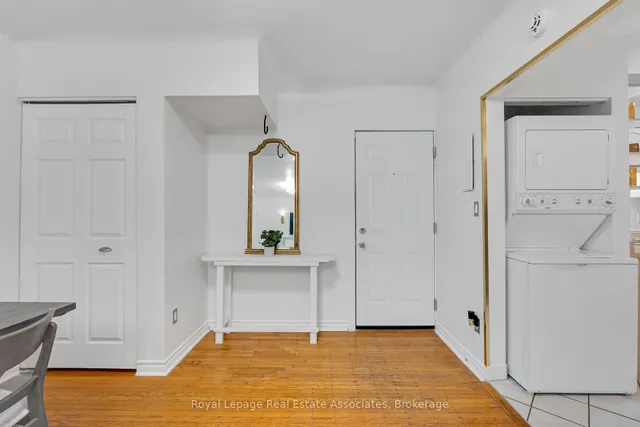 2 Vineland Ave #15, Hamilton 3