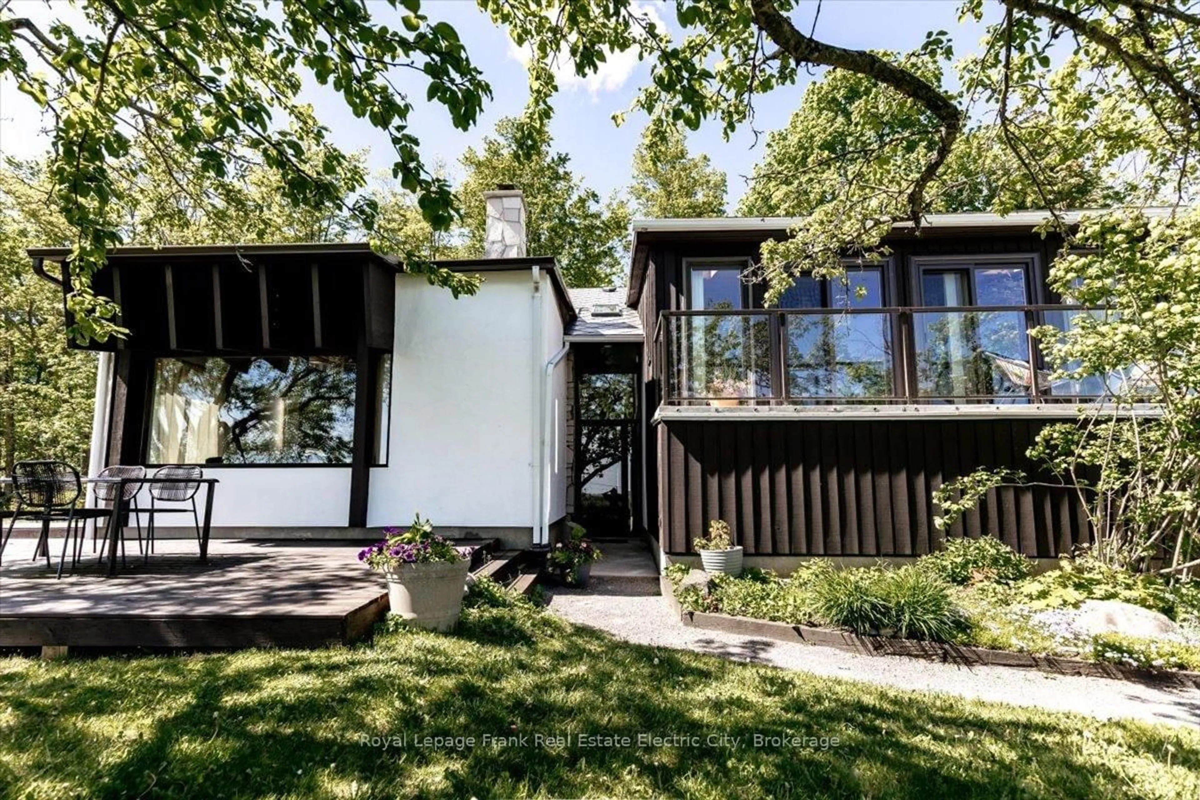 Home with brick exterior material, street for 548 Dunford Rd, Selwyn Ontario K9J 0C5