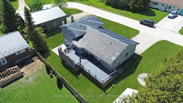 11 James St, Minto 3
