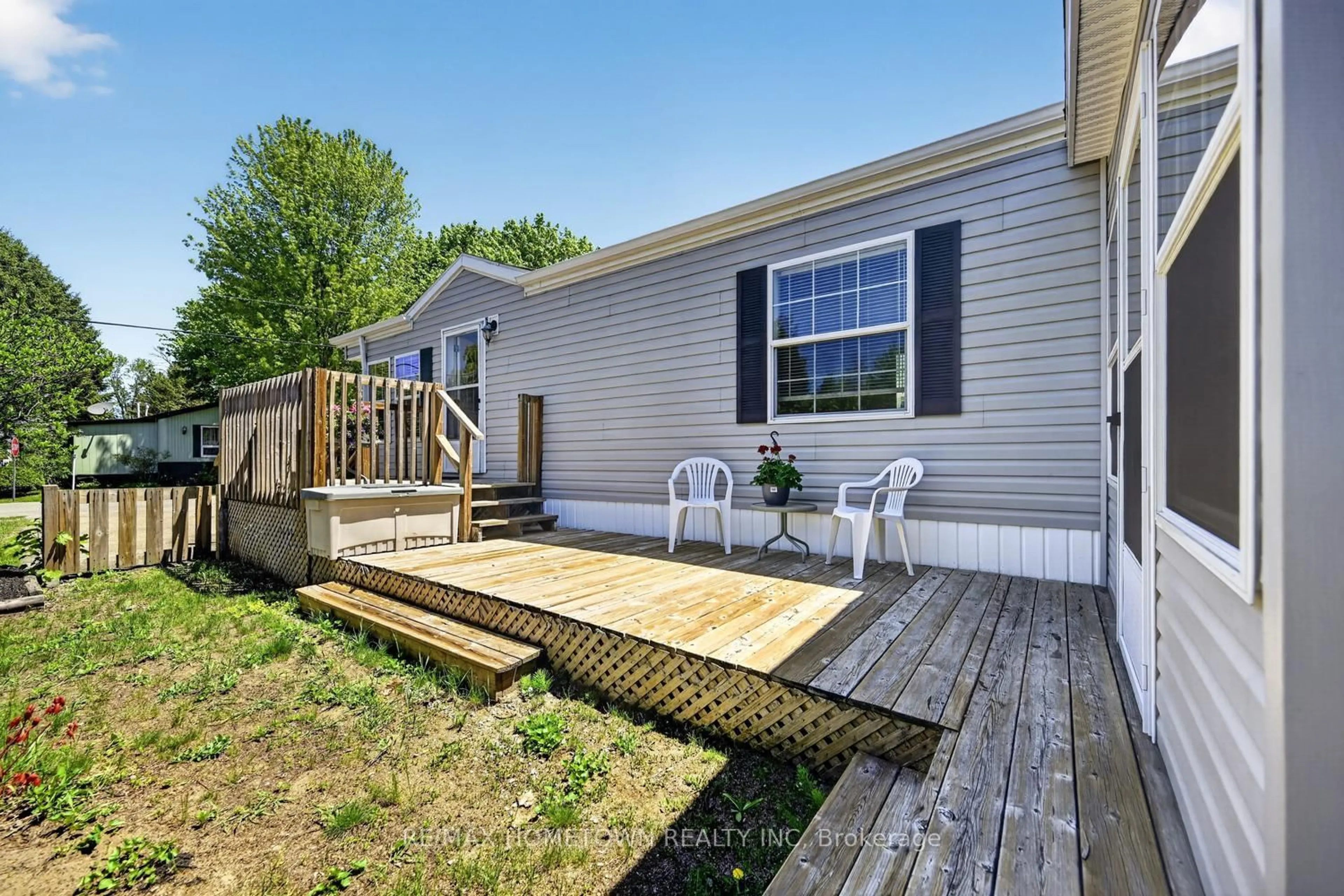 Patio, water/lake/river/ocean view for 116 Hutt Rd, Augusta Ontario K6V 5T2
