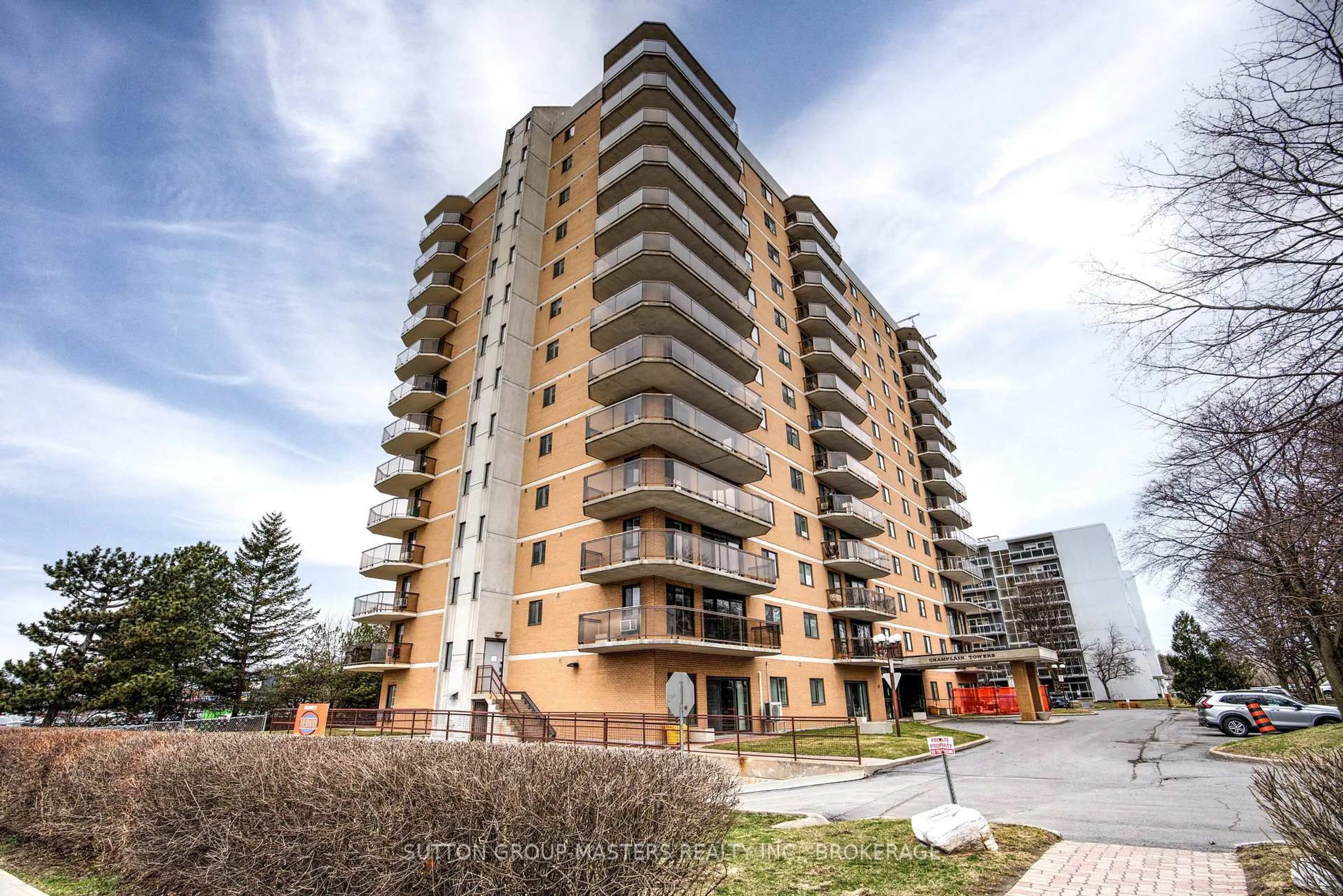 A pic from outside/outdoor area/front of a property/back of a property/a pic from drone, building for 257 Bath Rd #405, Kingston Ontario K7M 7T3