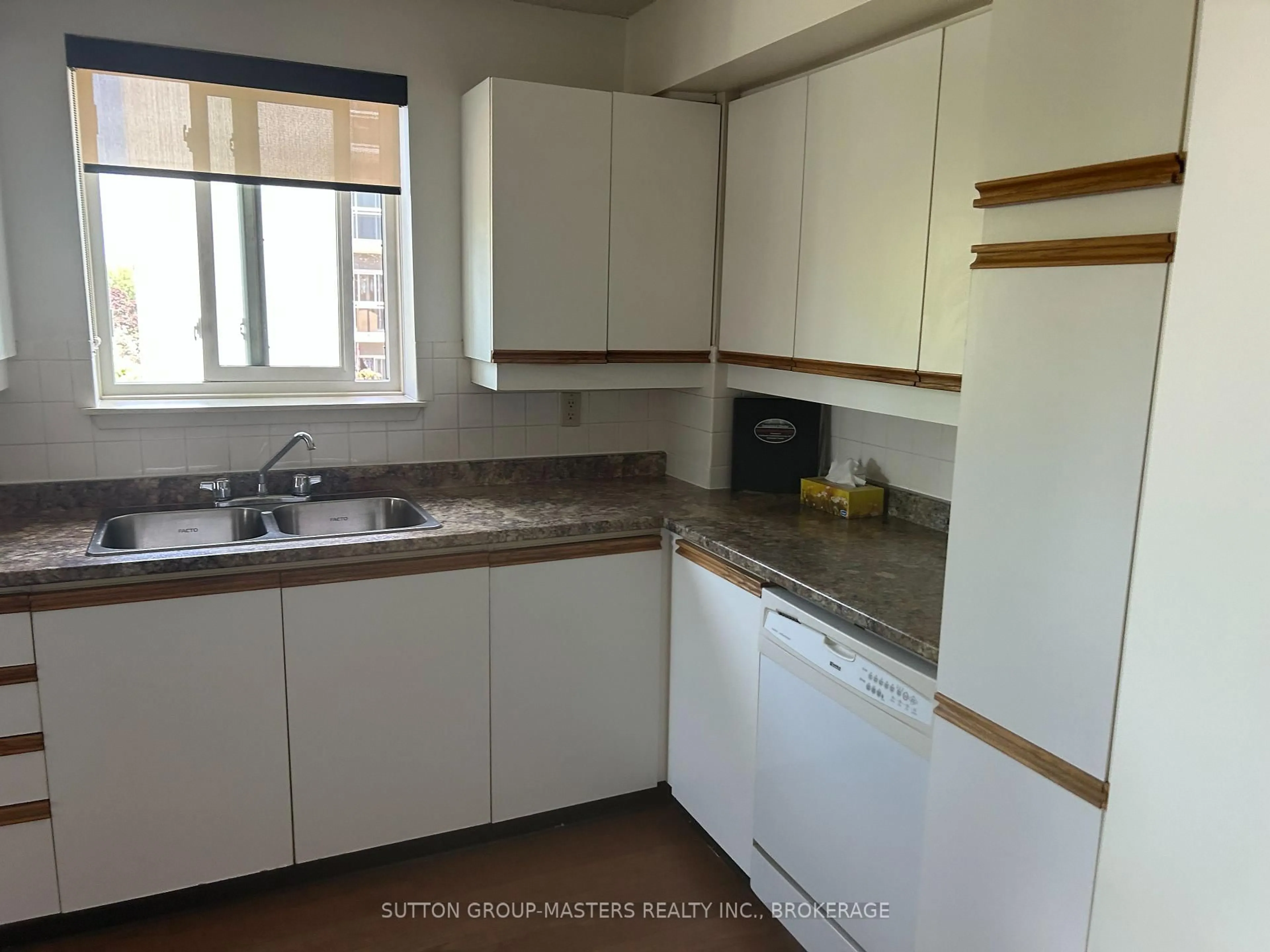 Standard kitchen, unknown for 257 Bath Rd #405, Kingston Ontario K7M 7T3