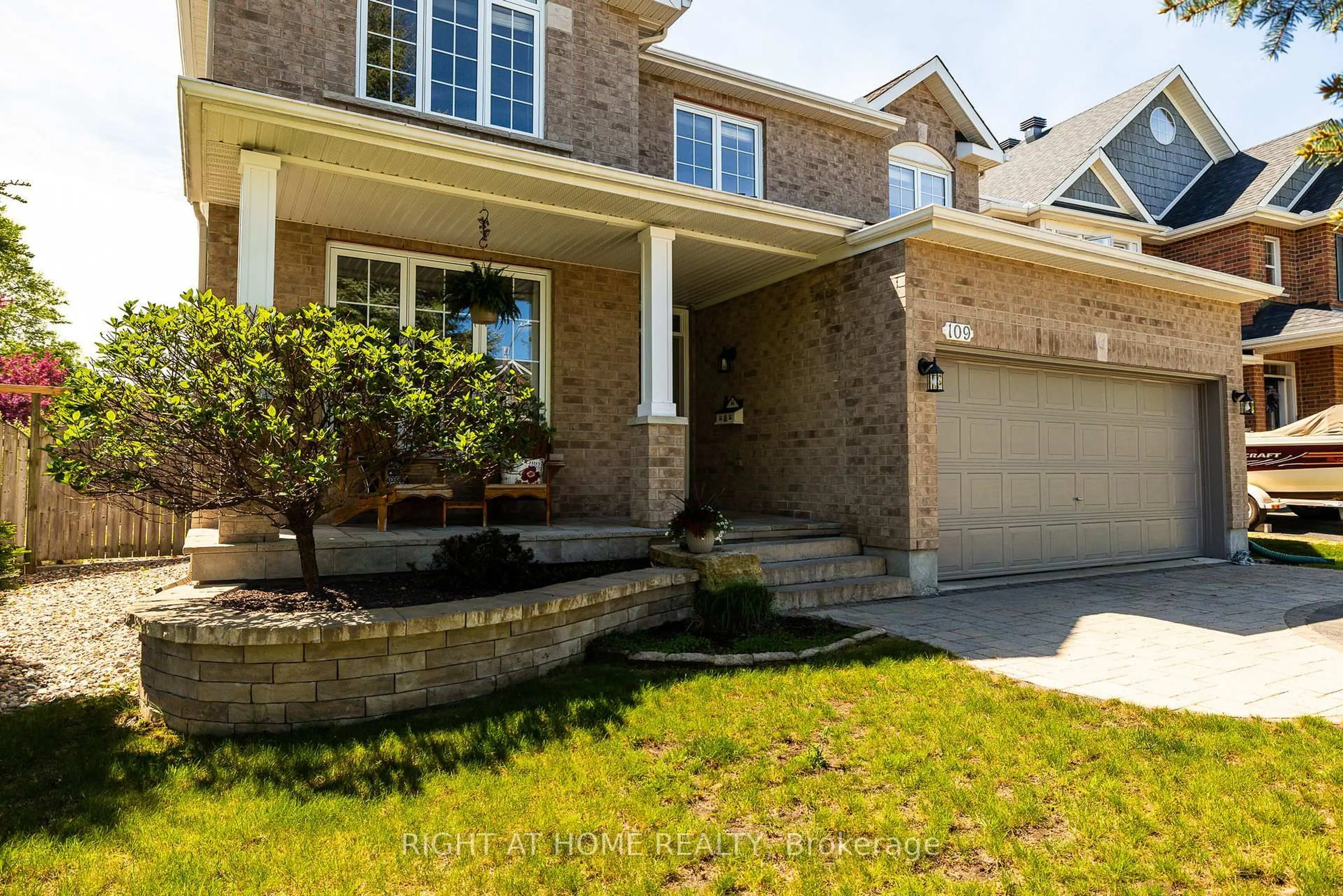 Home with brick exterior material, street for 109 Coyote Cres, Ottawa Ontario K2S 2G4