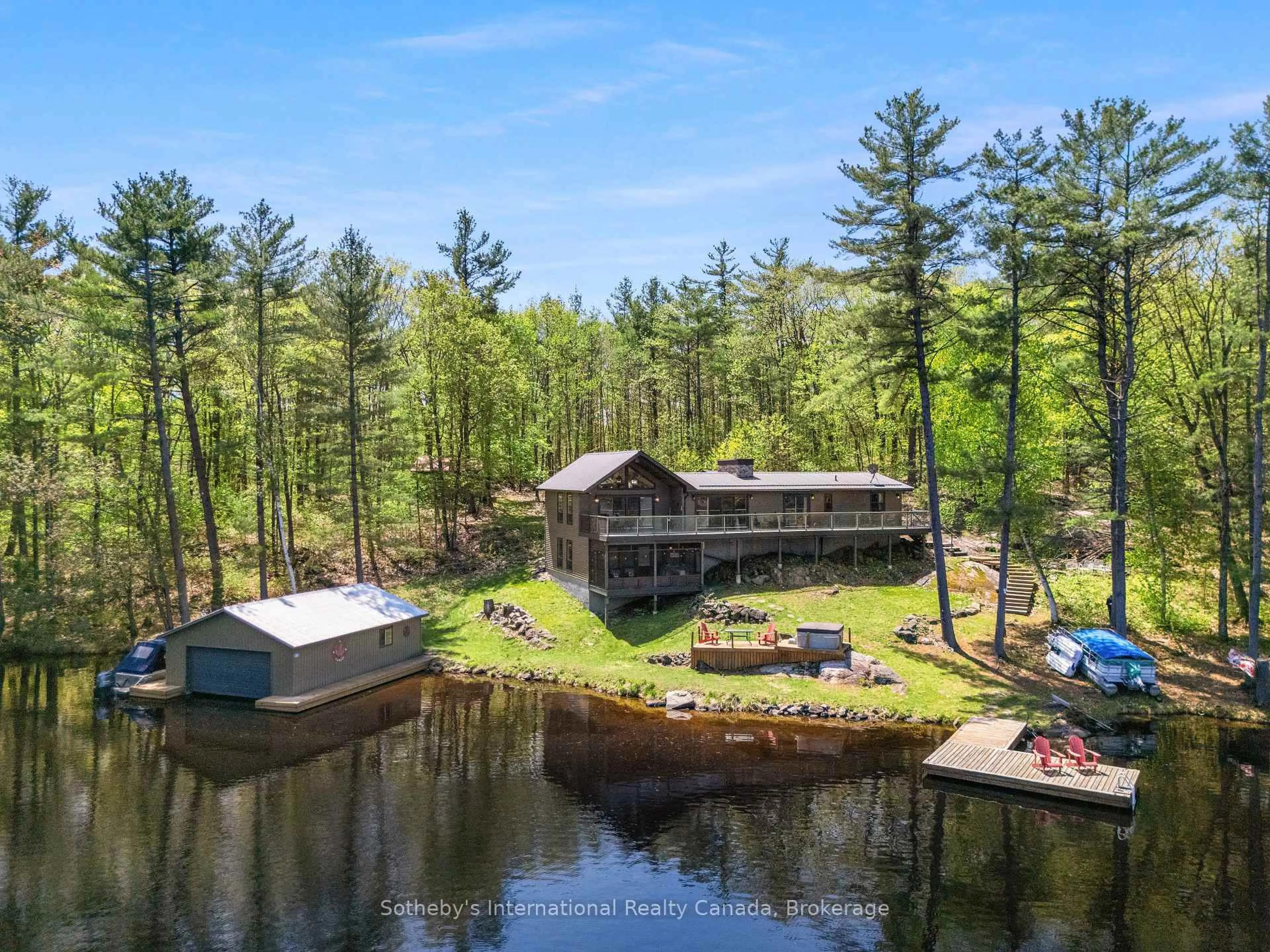 A pic from outside/outdoor area/front of a property/back of a property/a pic from drone, water/lake/river/ocean view for 4280 GO HOME LAKE SHORE, Georgian Bay Ontario P0C 1H0