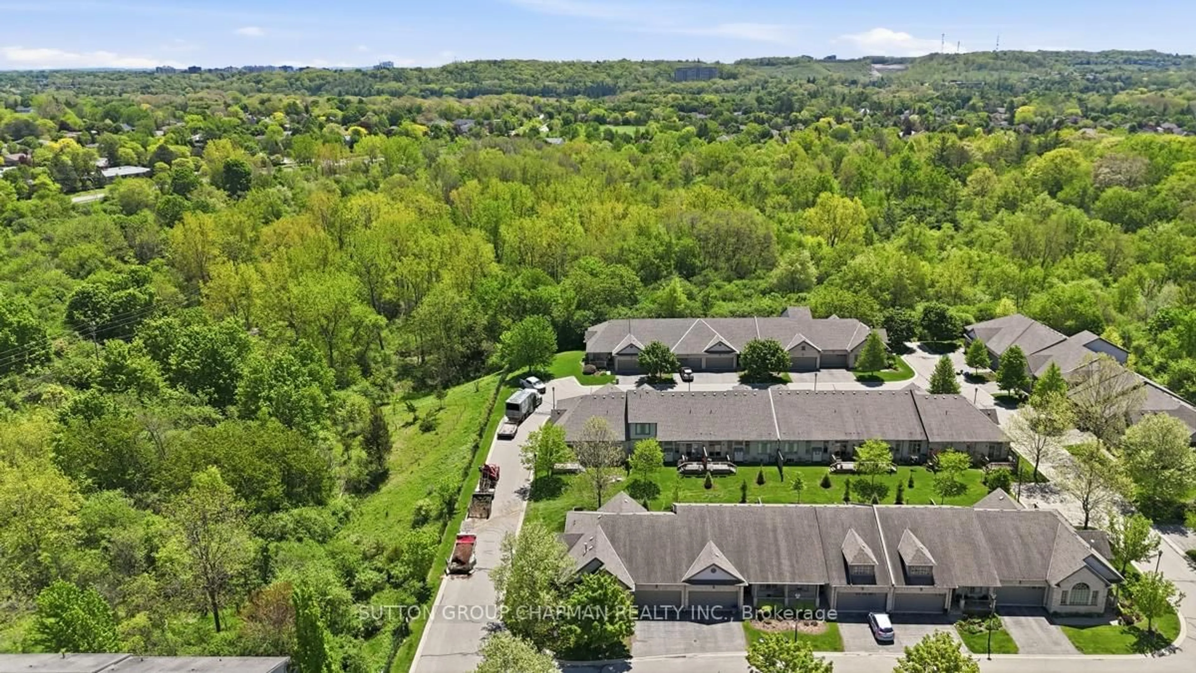 A pic from outside/outdoor area/front of a property/back of a property/a pic from drone, unknown for 600 Hyde Park Rd #269, London North Ontario N6H 5W8