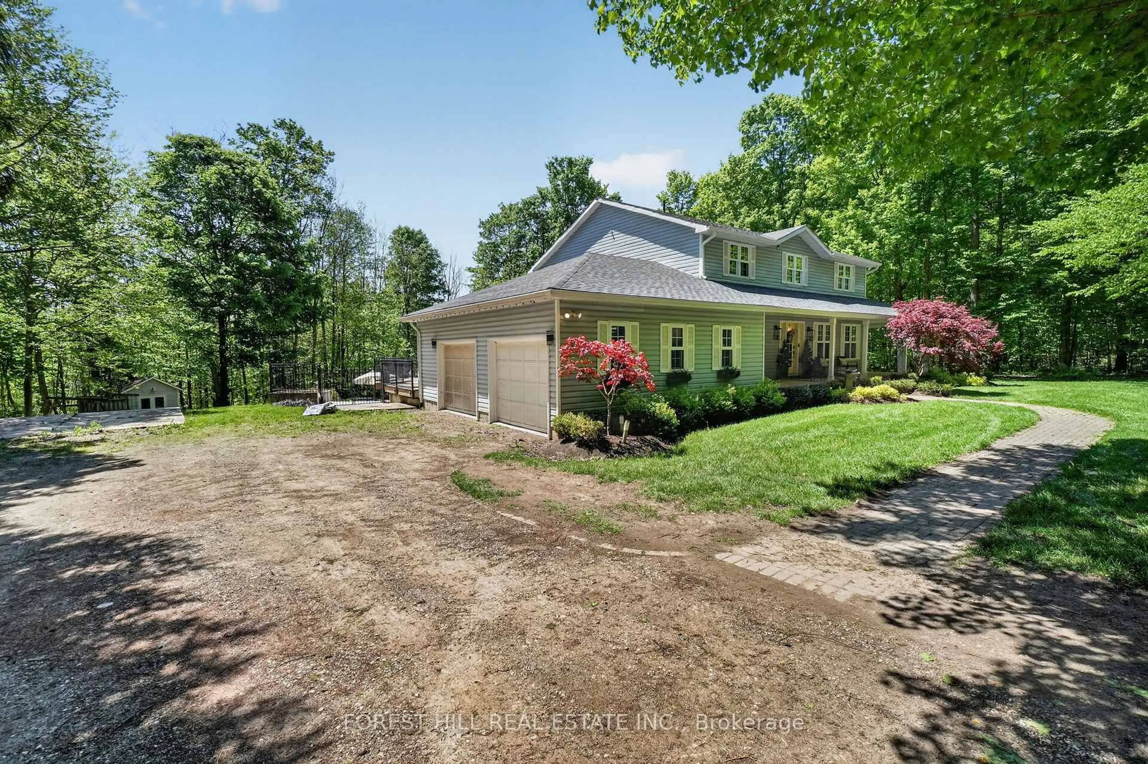 A pic from outside/outdoor area/front of a property/back of a property/a pic from drone, unknown for 20 Highland Cres, South Bruce Ontario N0G 2V0