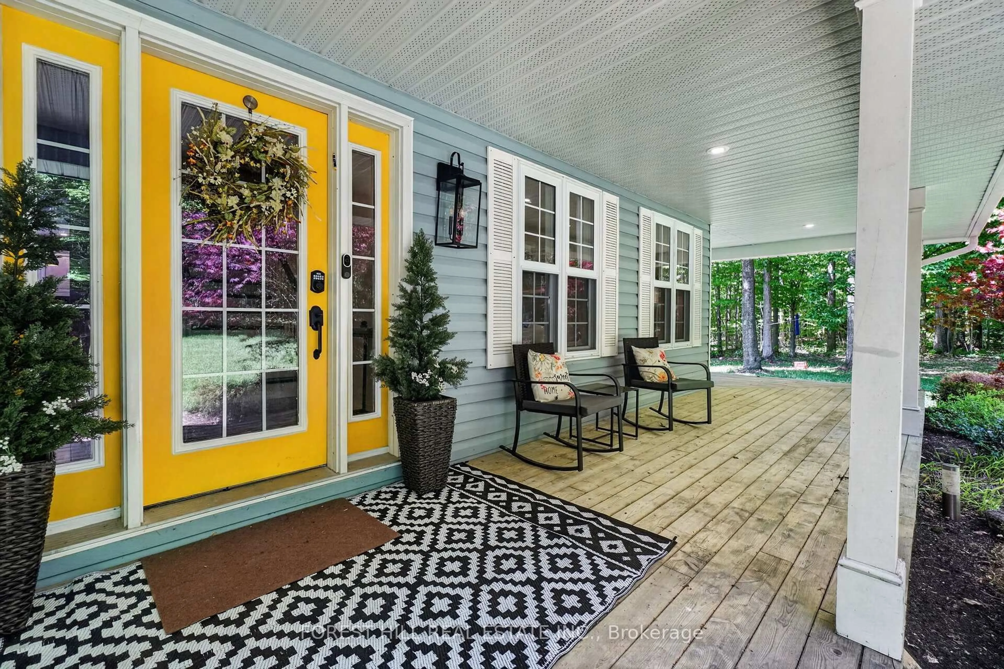 Patio, street for 20 Highland Cres, South Bruce Ontario N0G 2V0