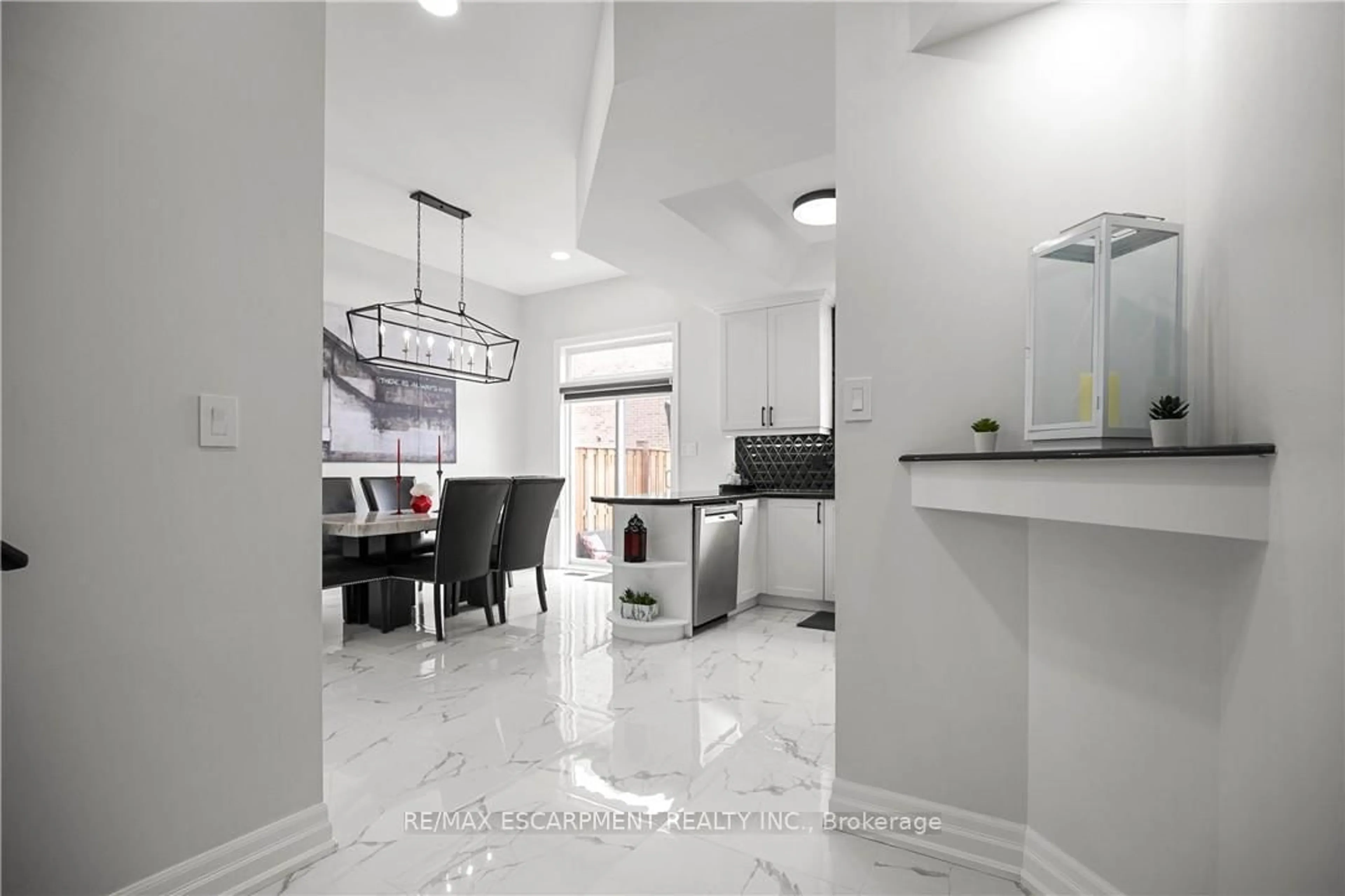 Contemporary kitchen, ceramic/tile floor for 876 Golf Links Rd #16, Hamilton Ontario L9K 1M7
