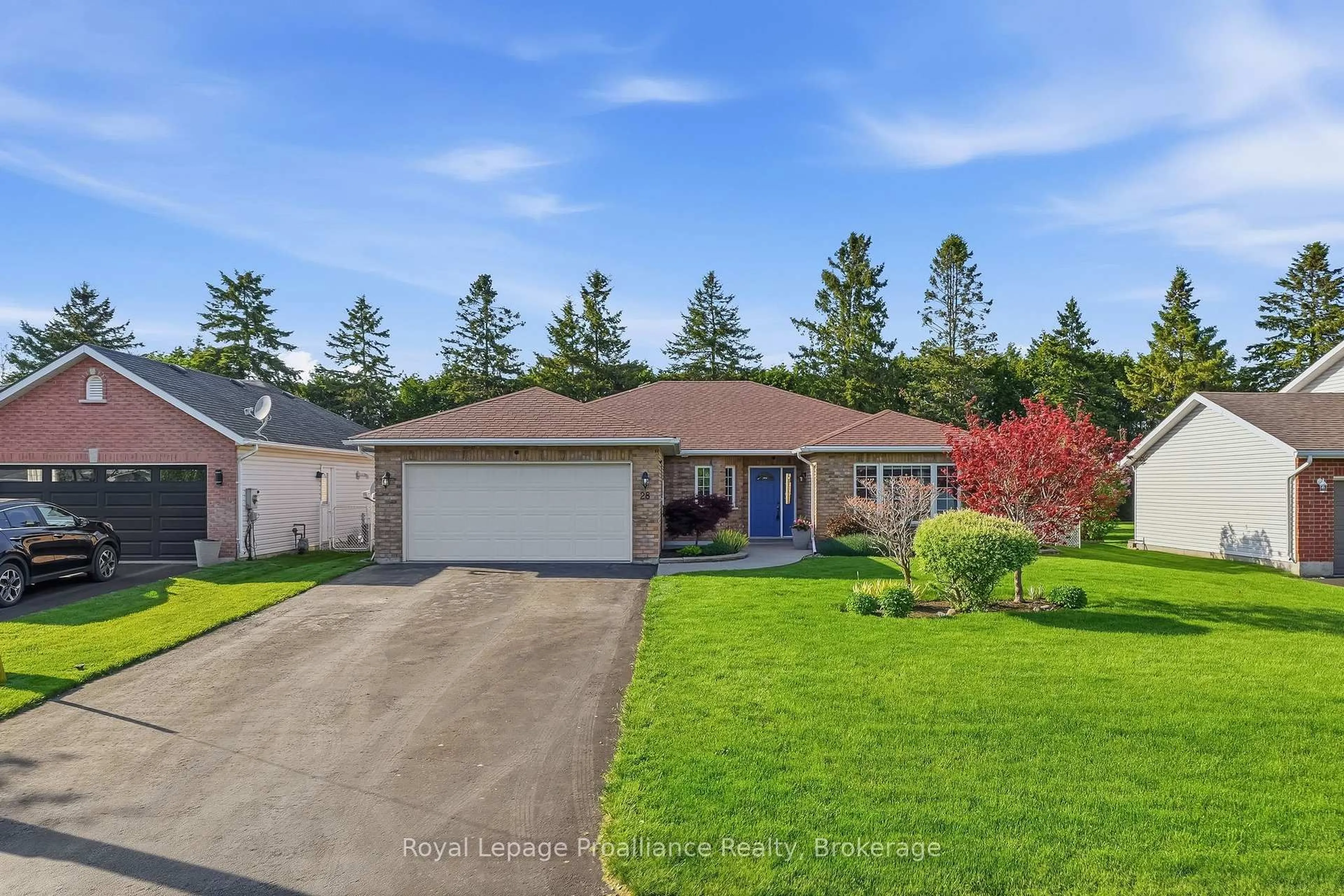 A pic from outside/outdoor area/front of a property/back of a property/a pic from drone, street for 28 Stephen St, Brighton Ontario K0K 1H0