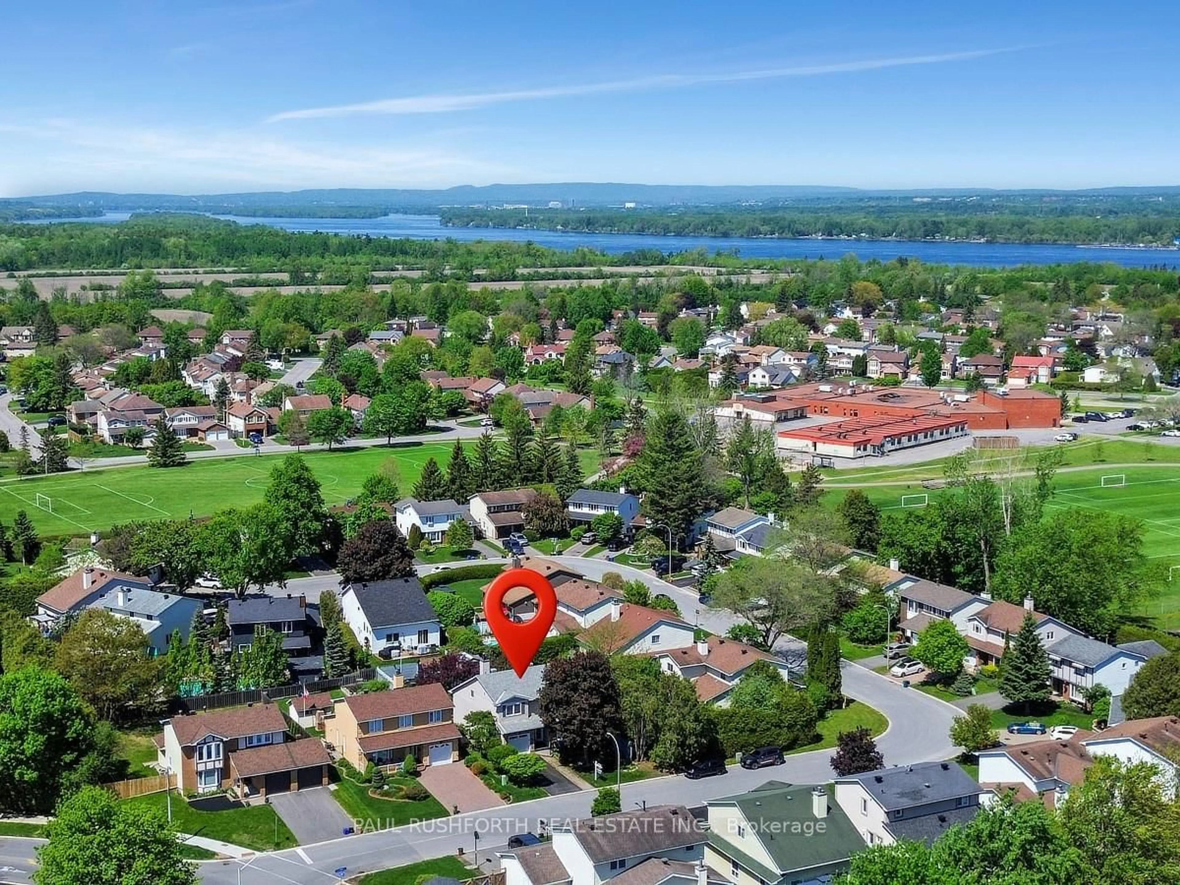 A pic from outside/outdoor area/front of a property/back of a property/a pic from drone, mountain view for 1176 Medoc Crt, Ottawa Ontario K1C 2S6
