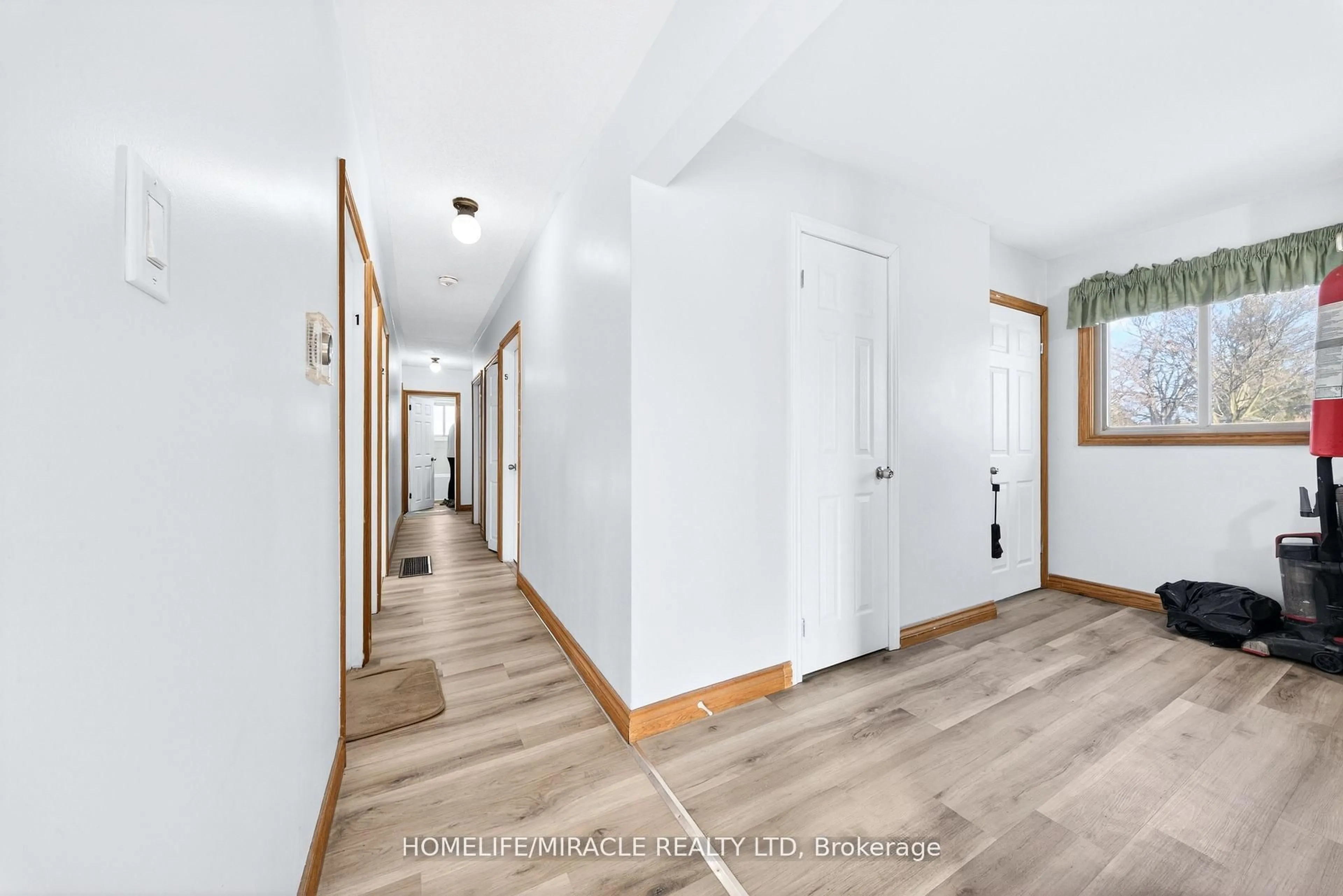 Indoor entryway for 100 West 3rd St, Hamilton Ontario L9C 3K5