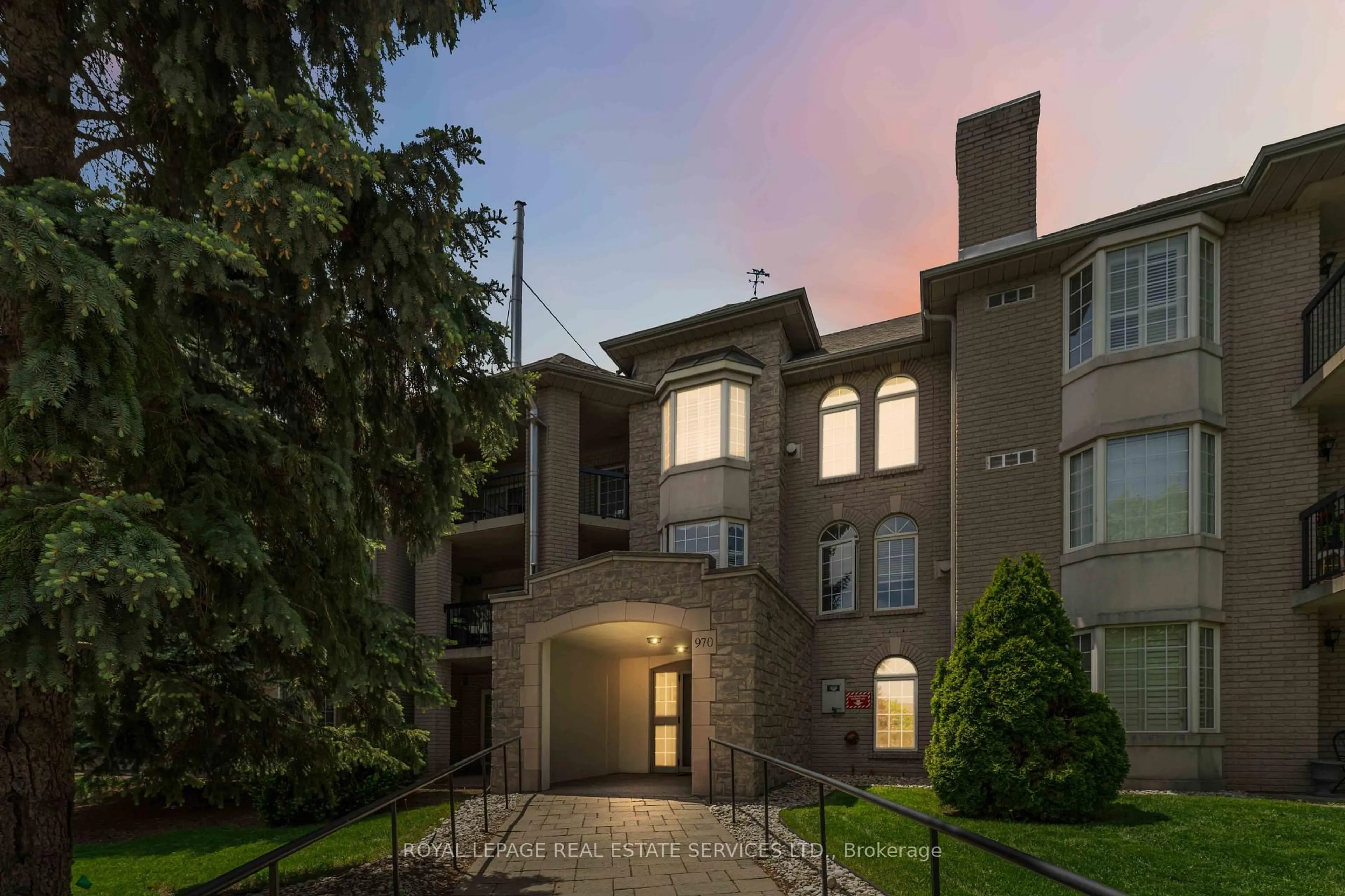 Unknown for 970 Golf Links Rd #205, Hamilton Ontario L9K 1J8