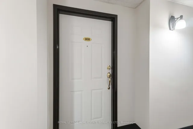 970 Golf Links Rd #205, Hamilton 5