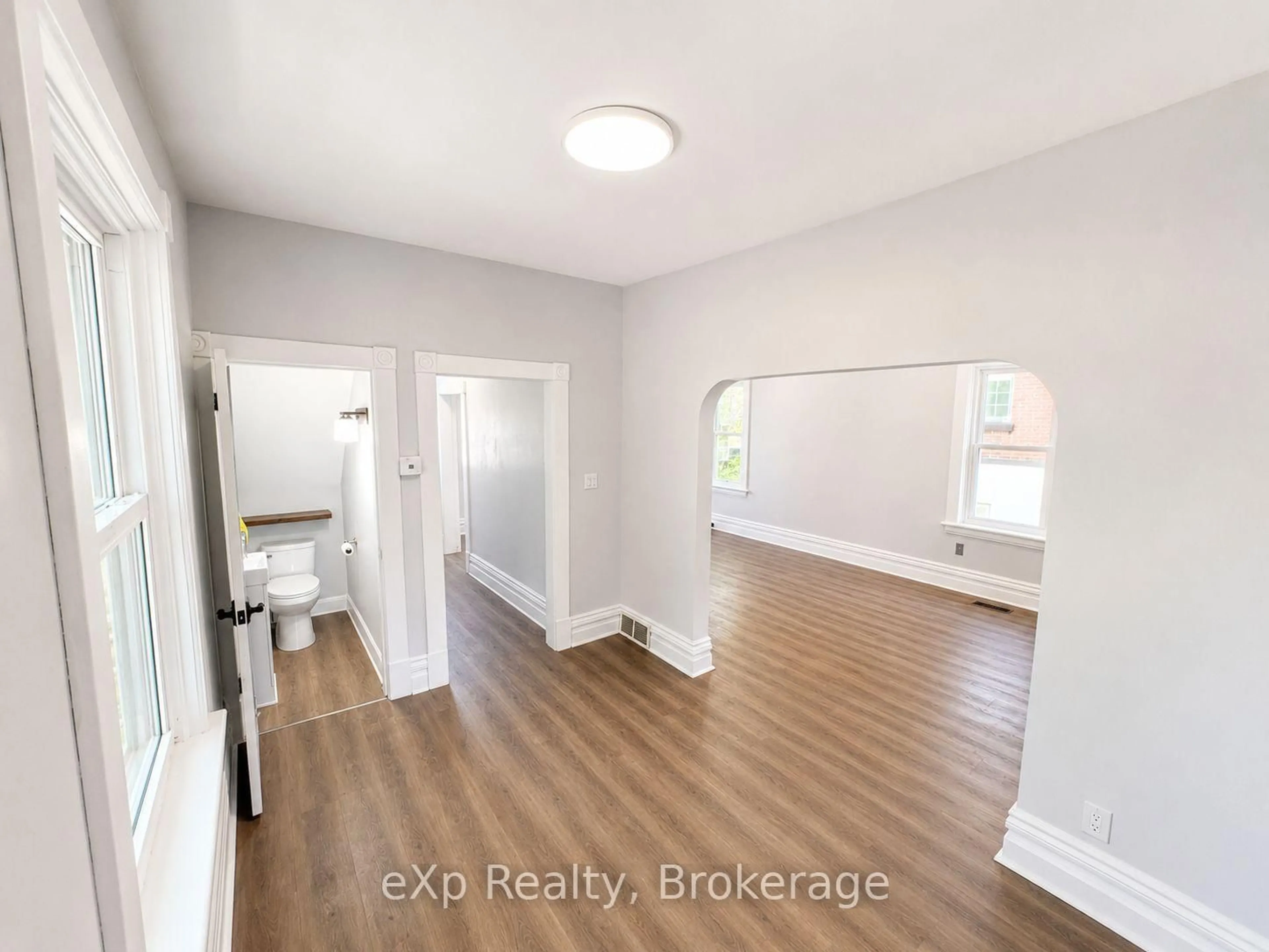 A pic of a room for 595 9th St, Hanover Ontario N4N 1M7