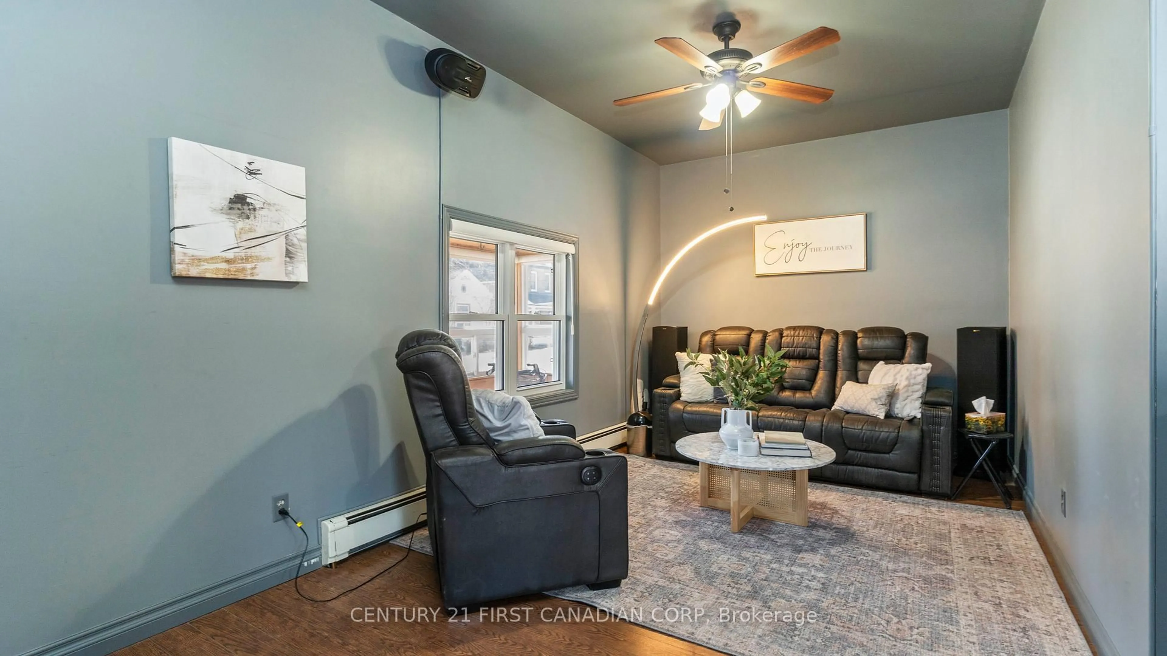 Living room with furniture, unknown for 706 Nelson St, London East Ontario N5Z 1J7