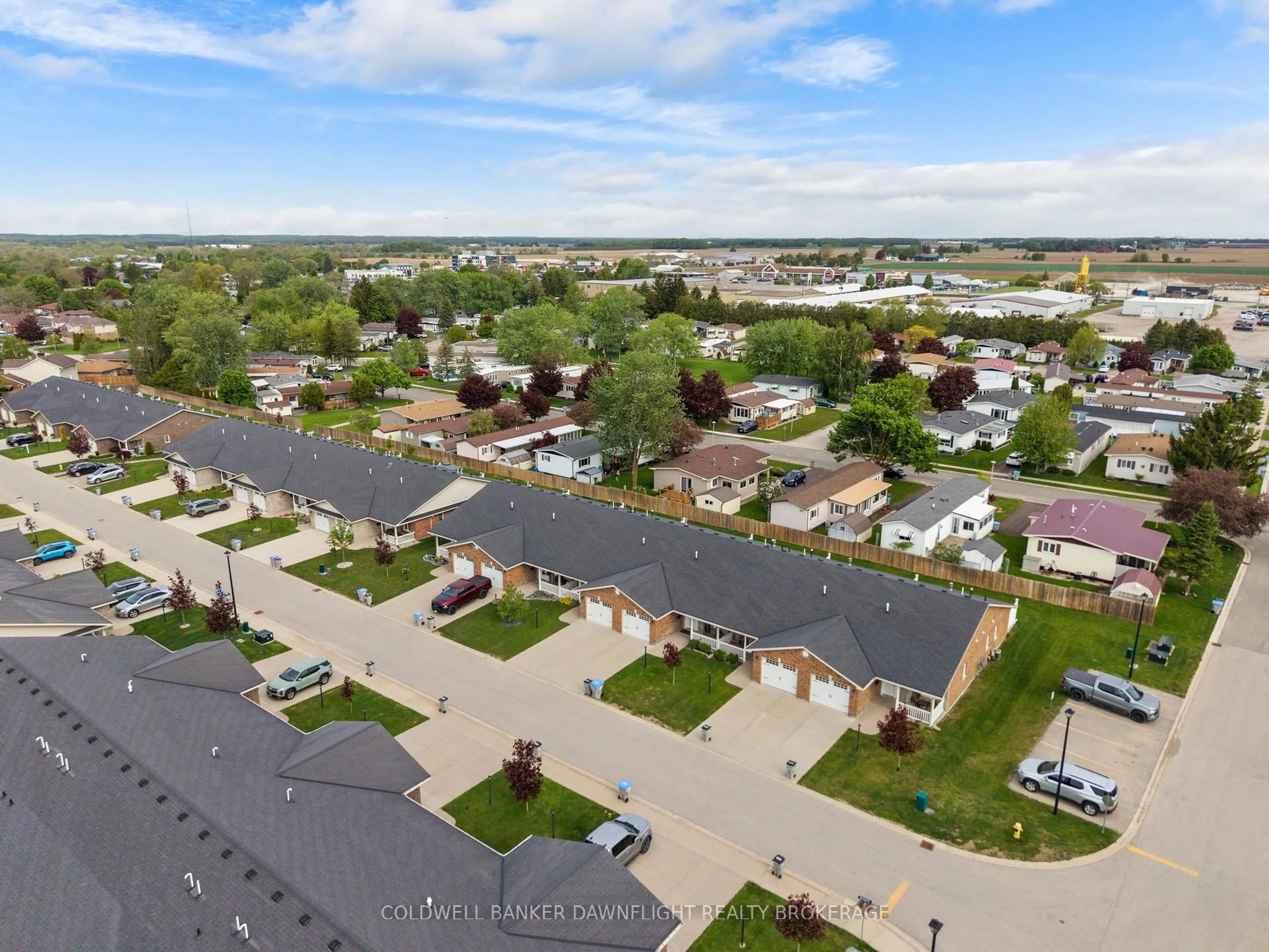 A pic from outside/outdoor area/front of a property/back of a property/a pic from drone, street for 18 Devon Dr, South Huron Ontario N0M 1S3