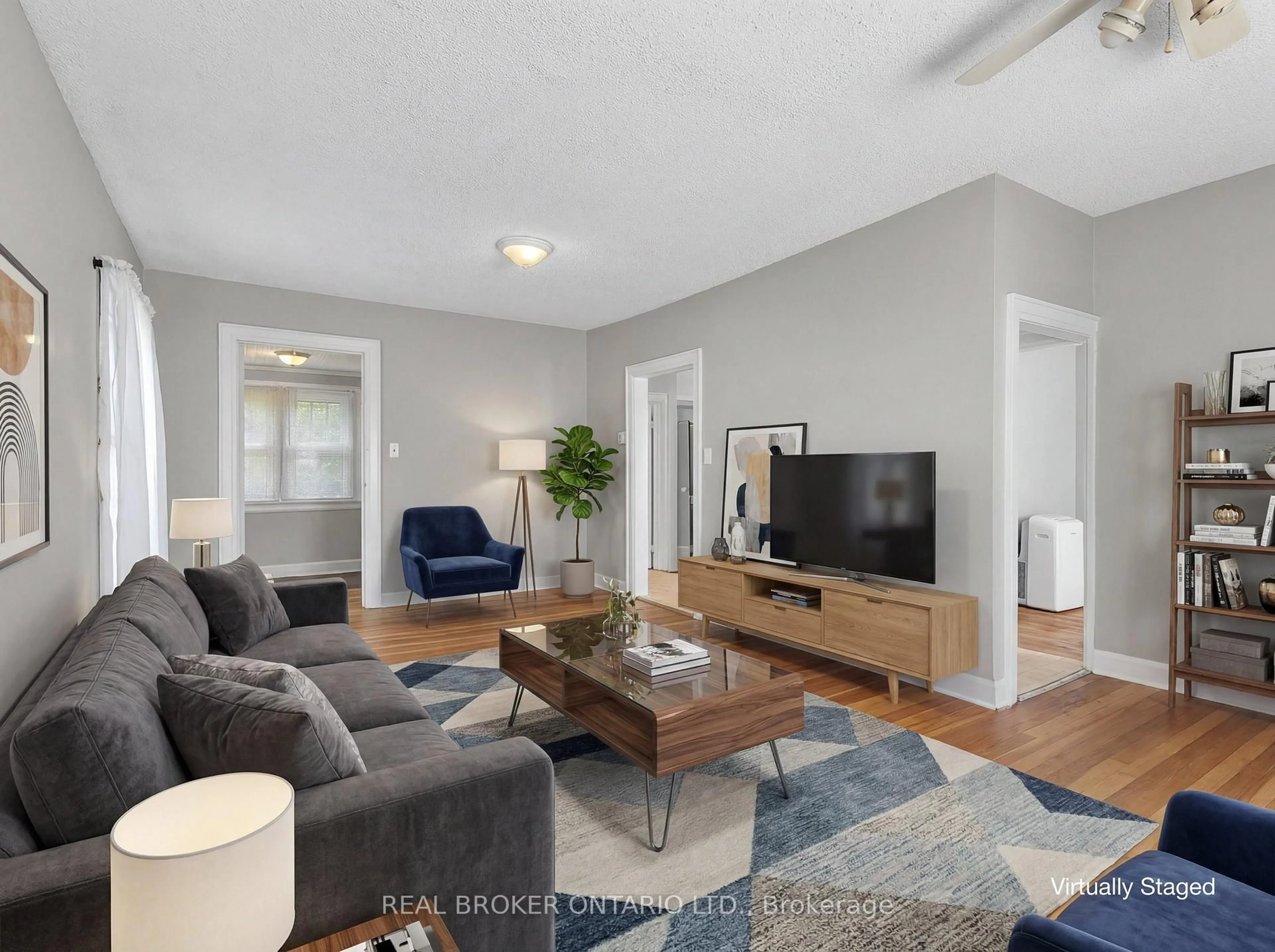 Living room with furniture, unknown for 78 Facer St, St. Catharines Ontario L2M 5J5