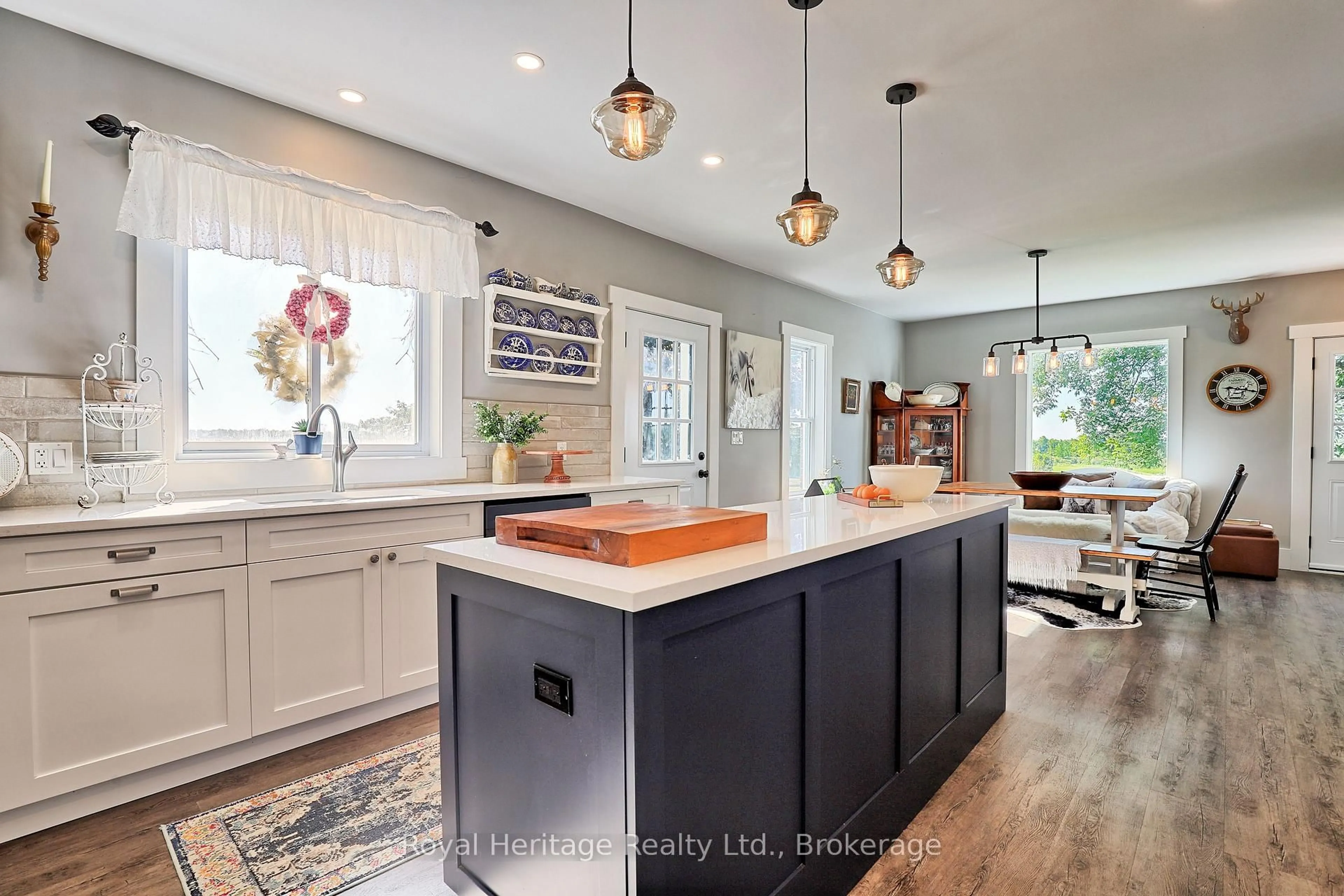 Open concept kitchen, unknown for 140 Robin Rd, Kawartha Lakes Ontario K0M 1G0