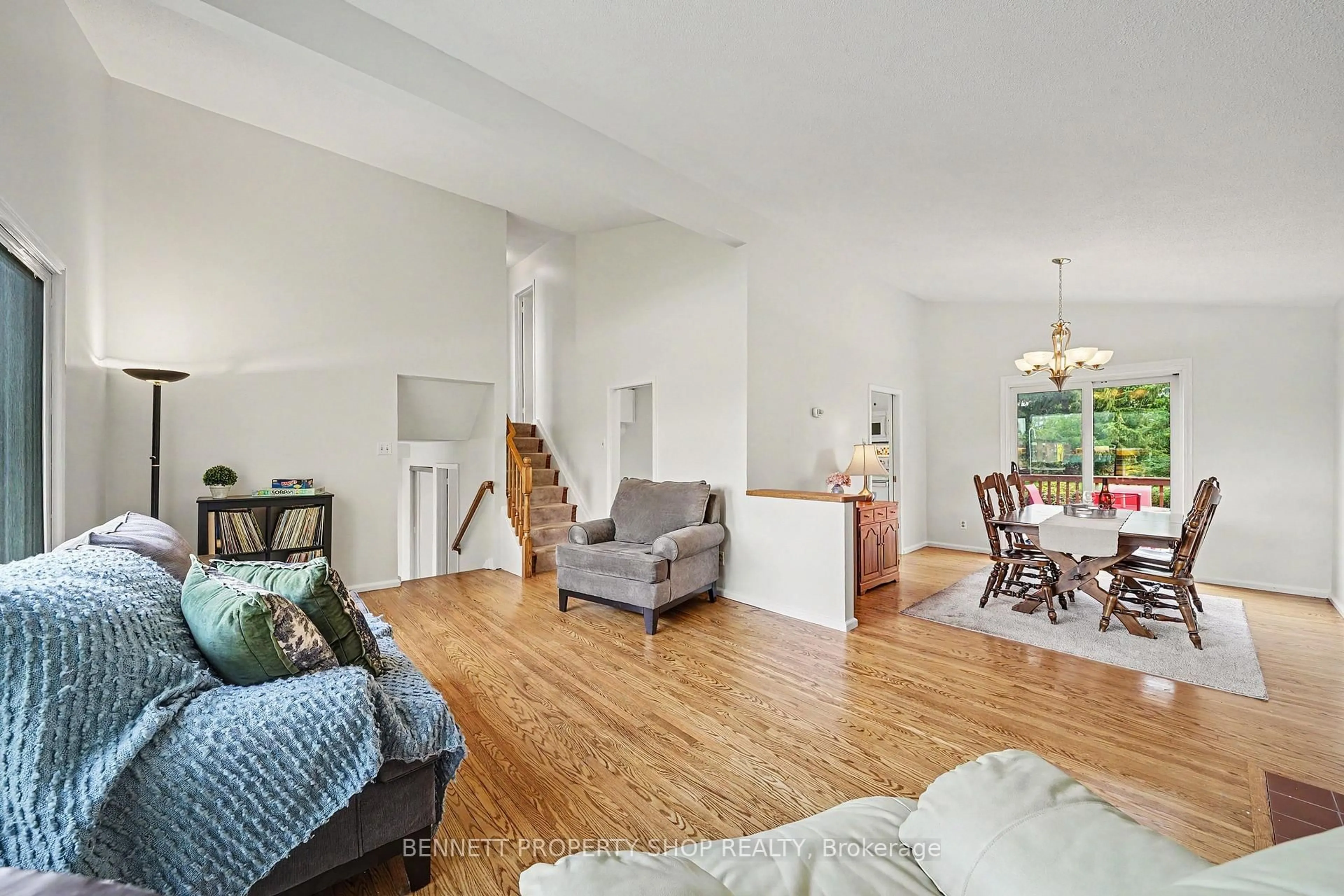 Living room with furniture, unknown for 30 Corkstown Rd, Ottawa Ontario K2H 5B4