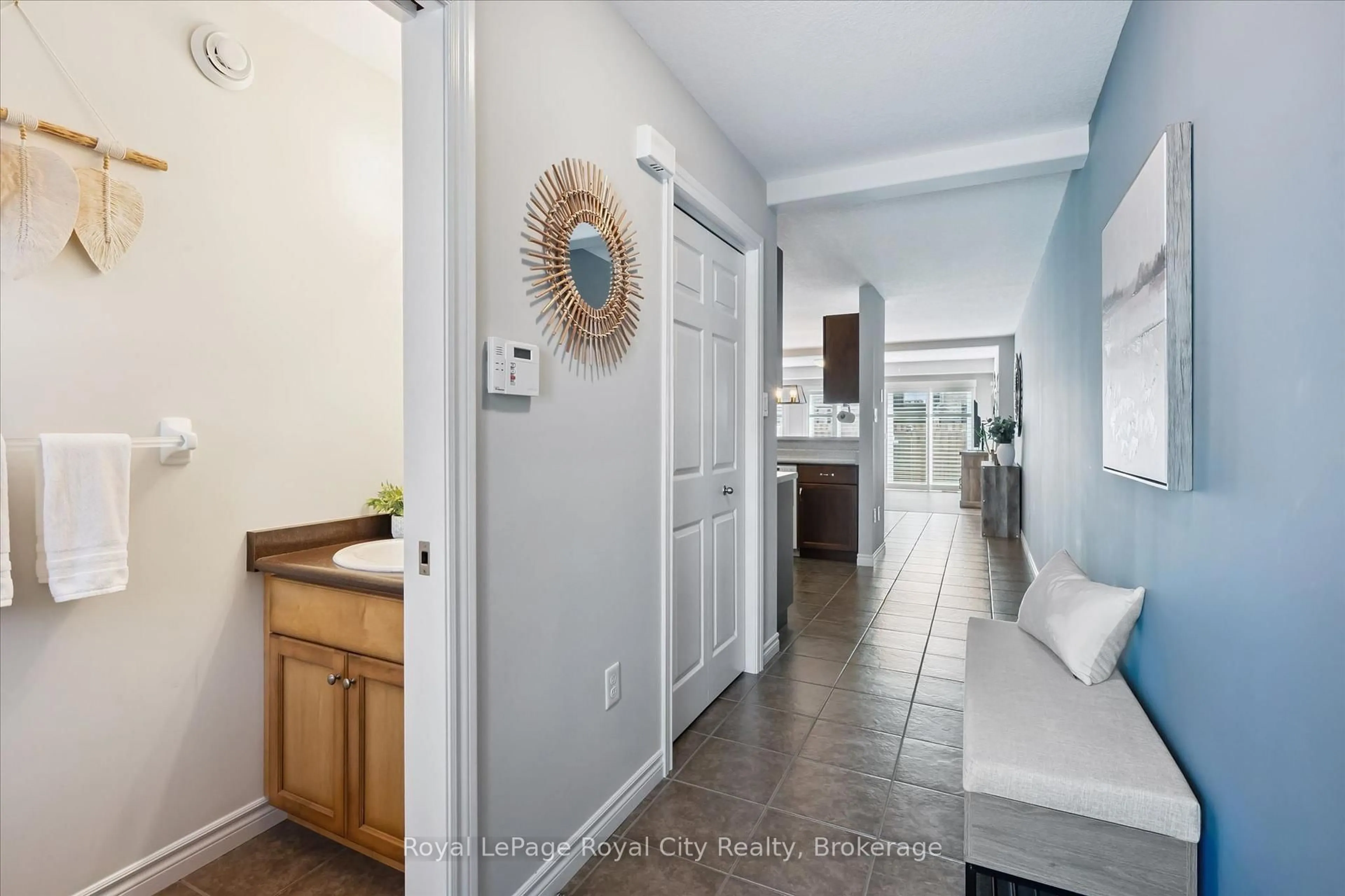 Indoor entryway for 97 Mussen St, Guelph Ontario N1E 0K2