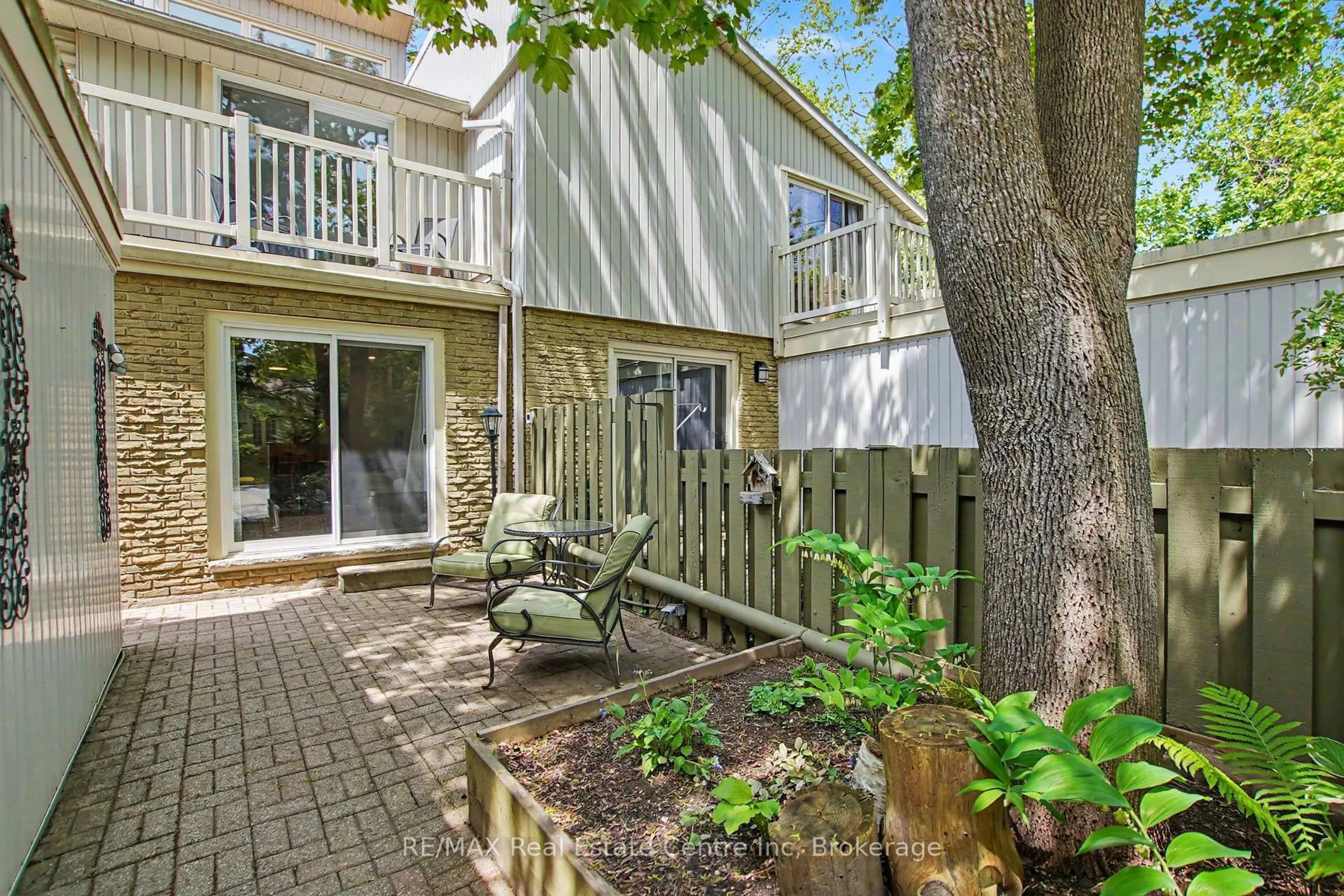 Patio, unknown for 37 Wilsonview Ave #37, Guelph Ontario N1G 2W5
