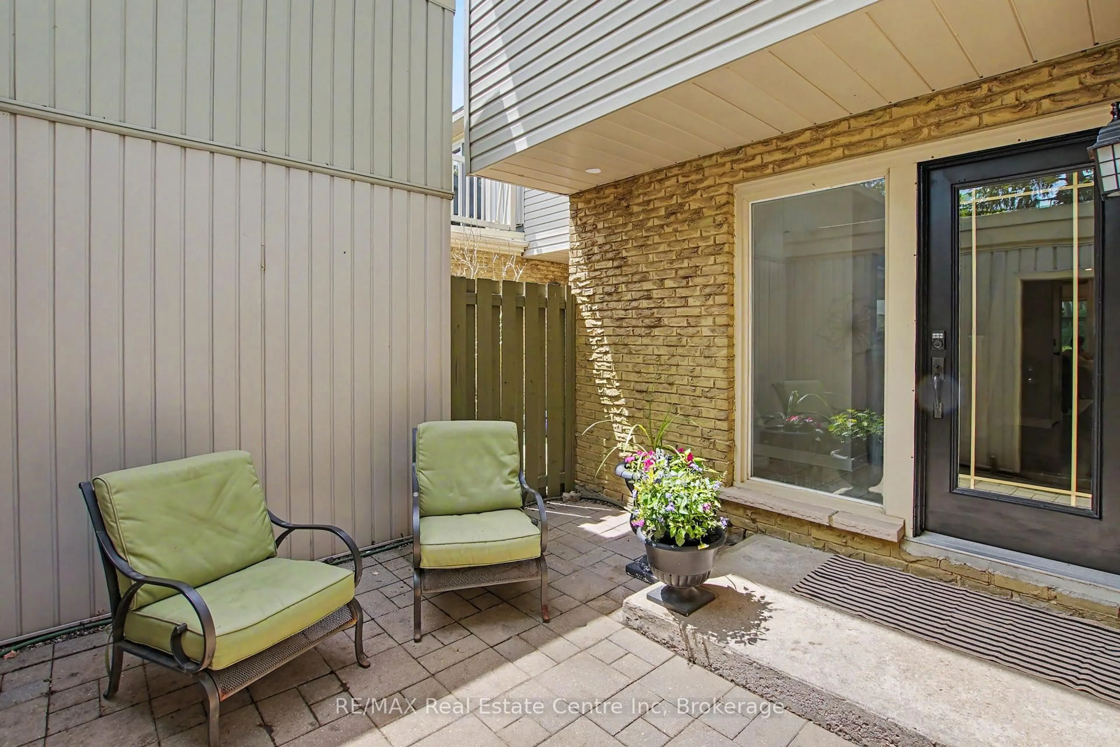 Patio, street for 37 Wilsonview Ave #37, Guelph Ontario N1G 2W5