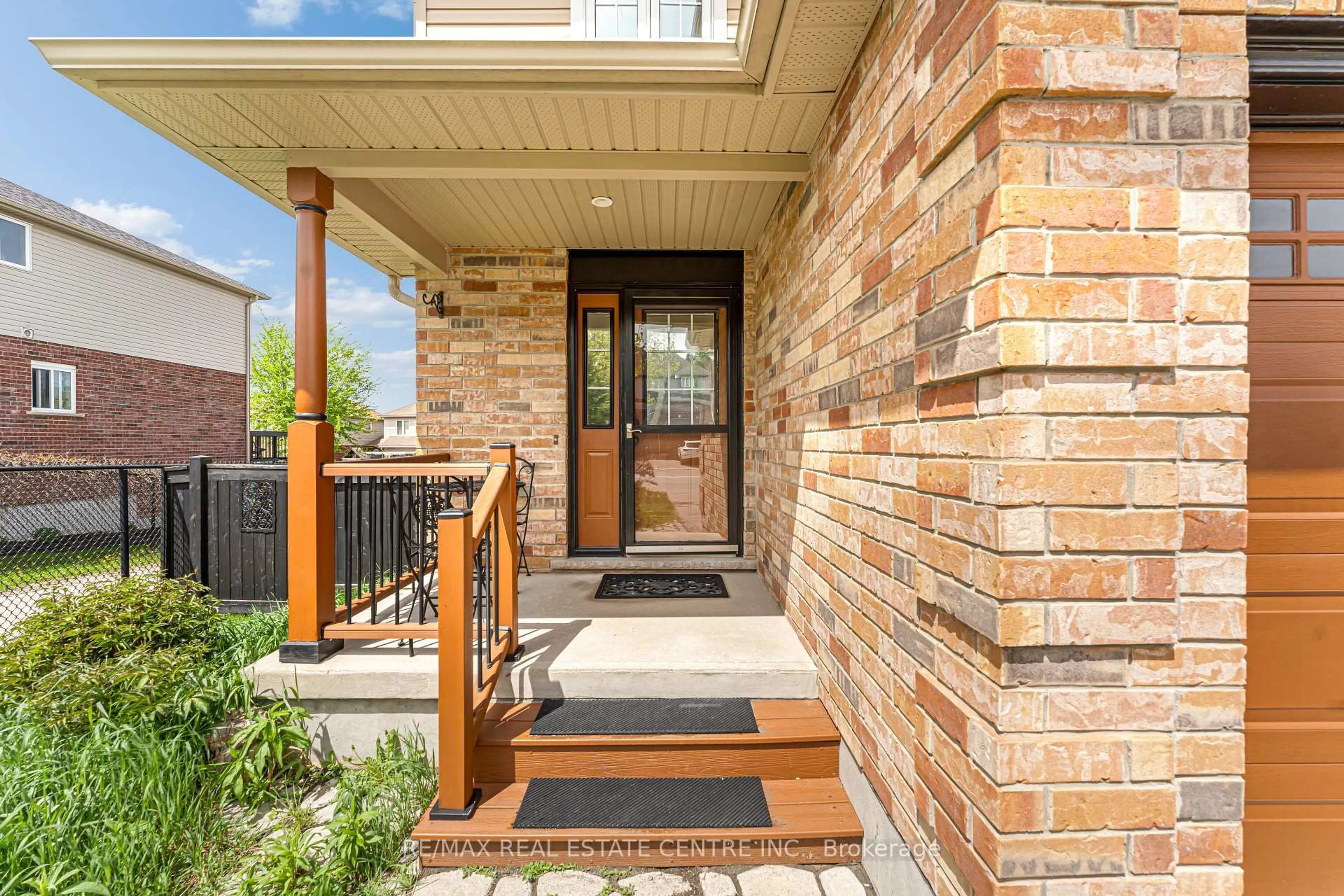 Unknown for 139 FERRIS Dr, Wellesley Ontario N0B 2T0