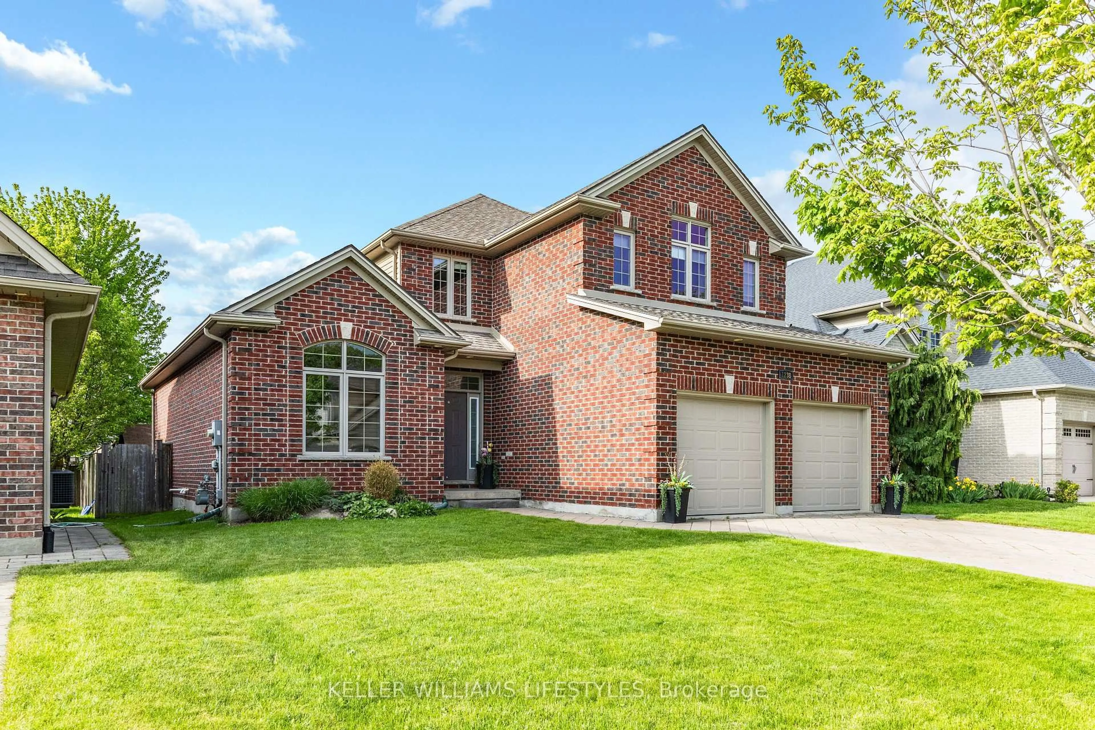 Home with brick exterior material, street for 1238 THAMESRIDGE Cres, London South Ontario N6K 4Z6