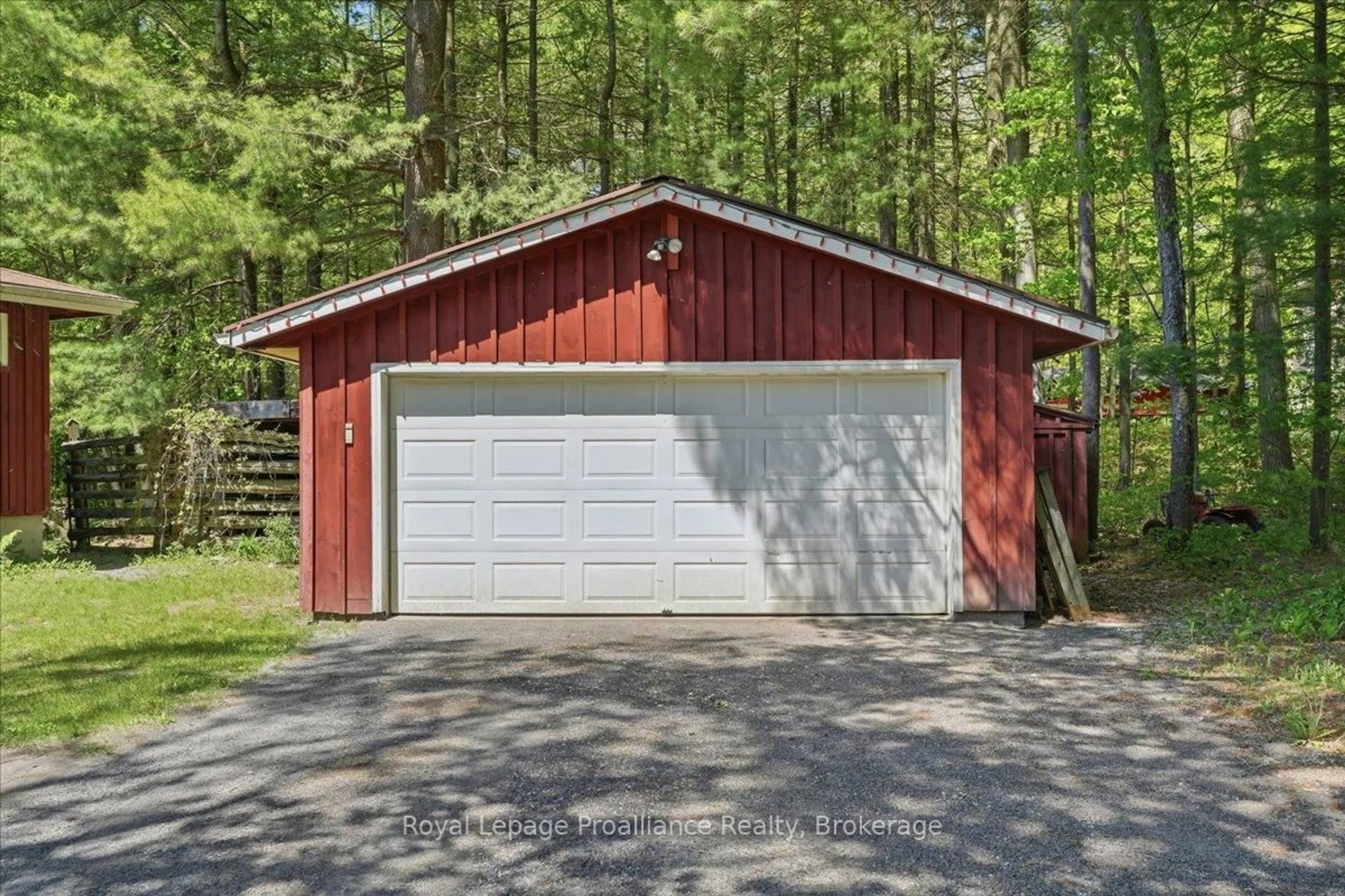 Indoor garage for 110 Walt Rd, Quinte West Ontario K0K 3M0