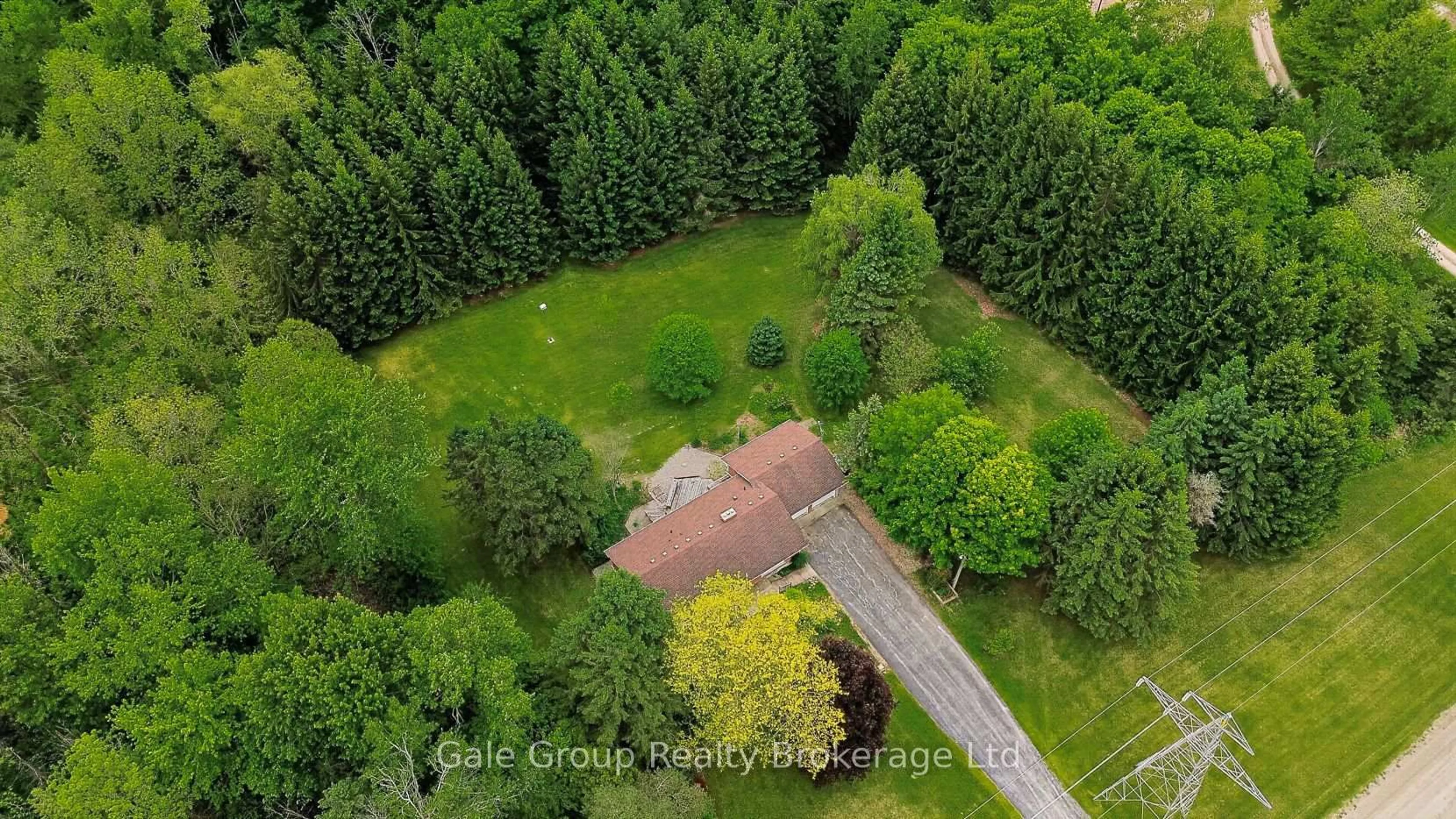 A pic from outside/outdoor area/front of a property/back of a property/a pic from drone, forest/trees view for 565912 Towerline Rd, Norwich Ontario N4S 7W3