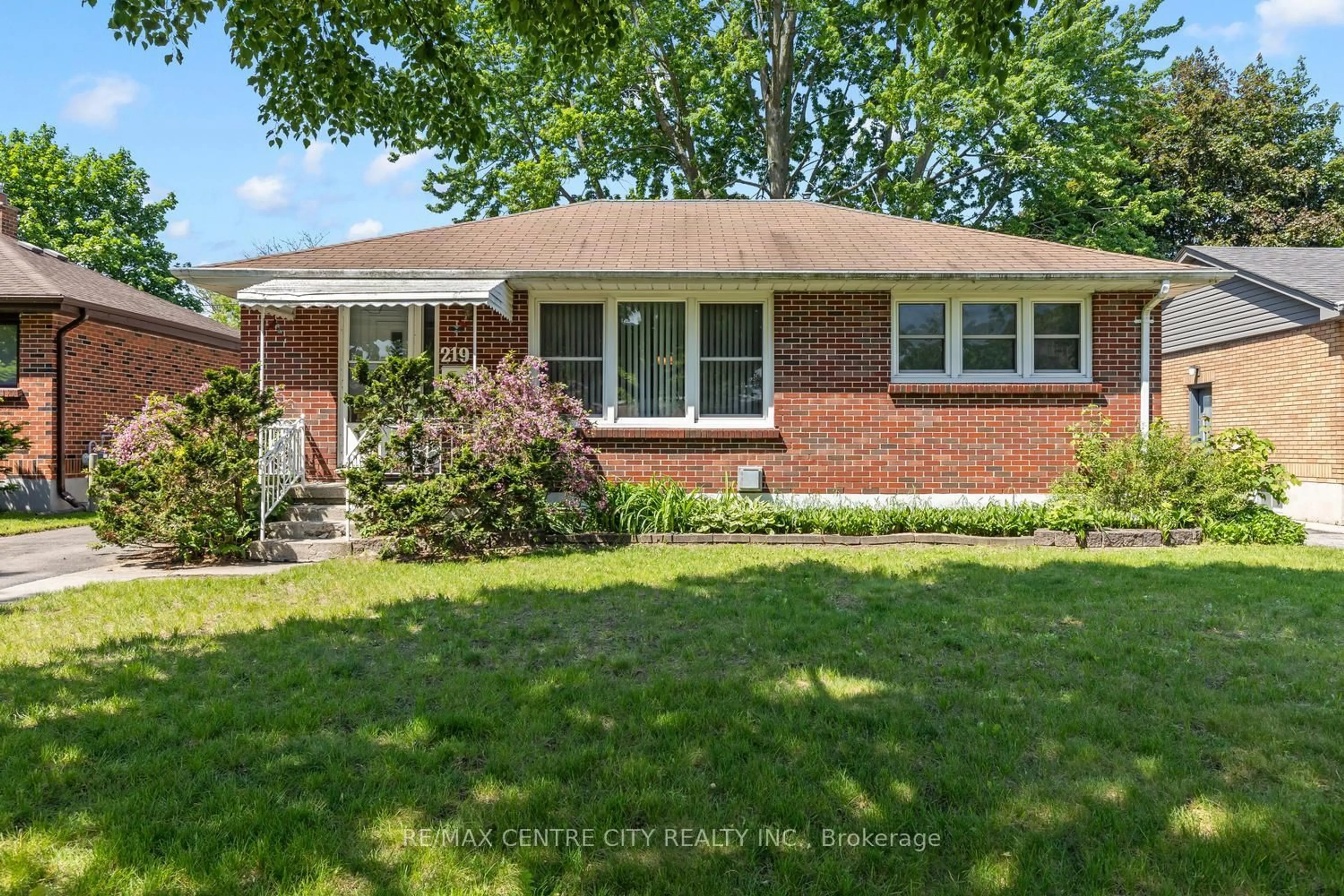 Home with brick exterior material, street for 219 Fairway Ave, London East Ontario N5W 1J2