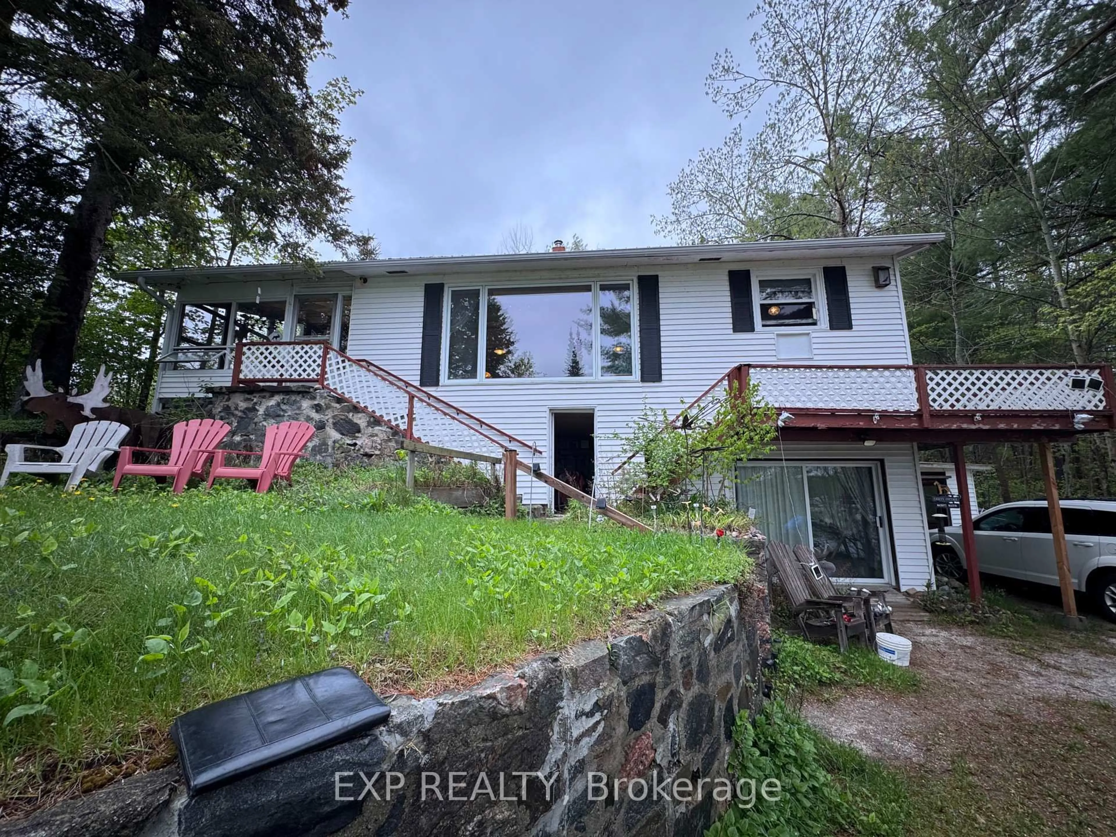 A pic from outside/outdoor area/front of a property/back of a property/a pic from drone, unknown for 72B Bridge St, Denbigh Ontario K0H 1L0