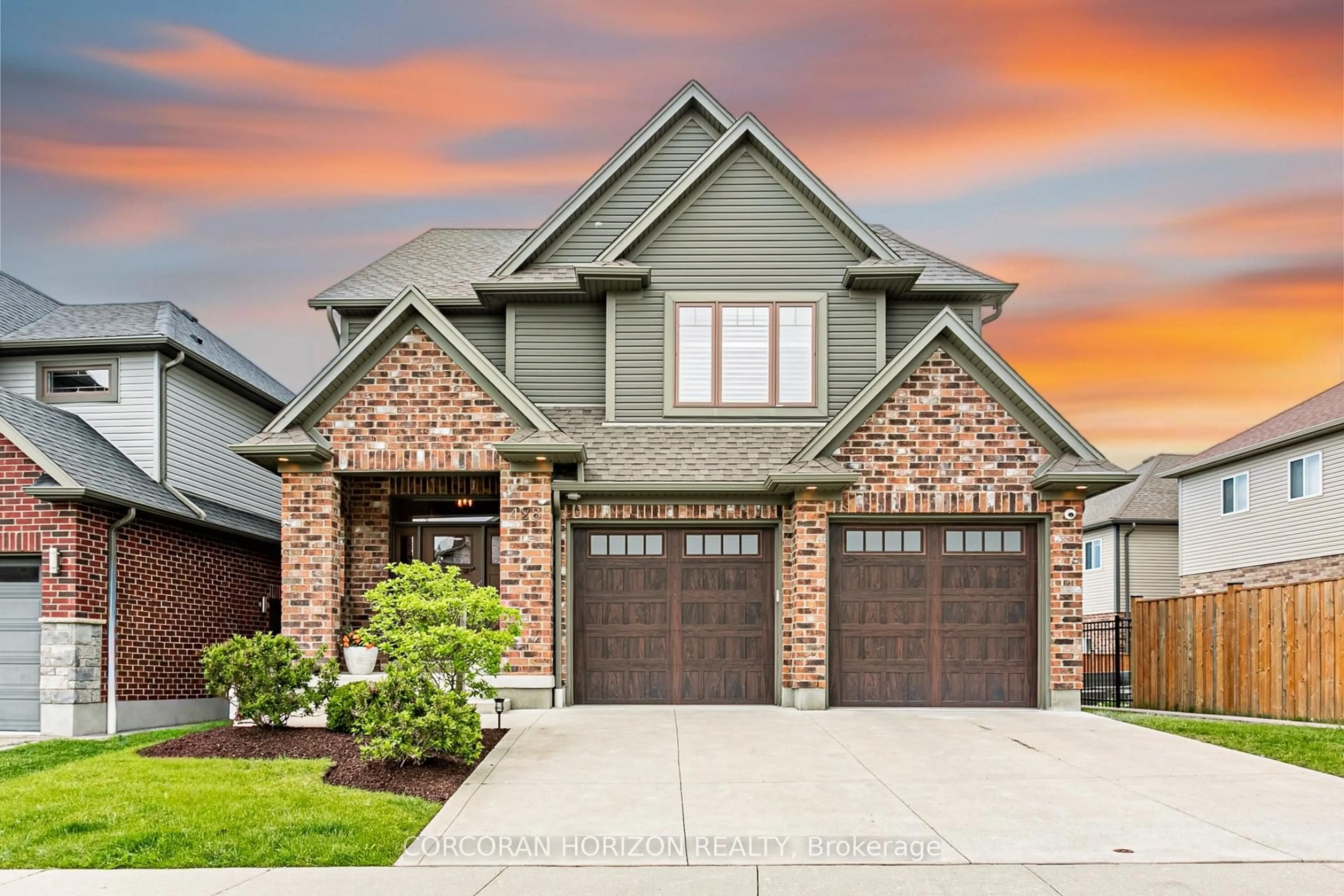 Home with brick exterior material, street for 428 Twinleaf St, Waterloo Ontario N2J 3Z4