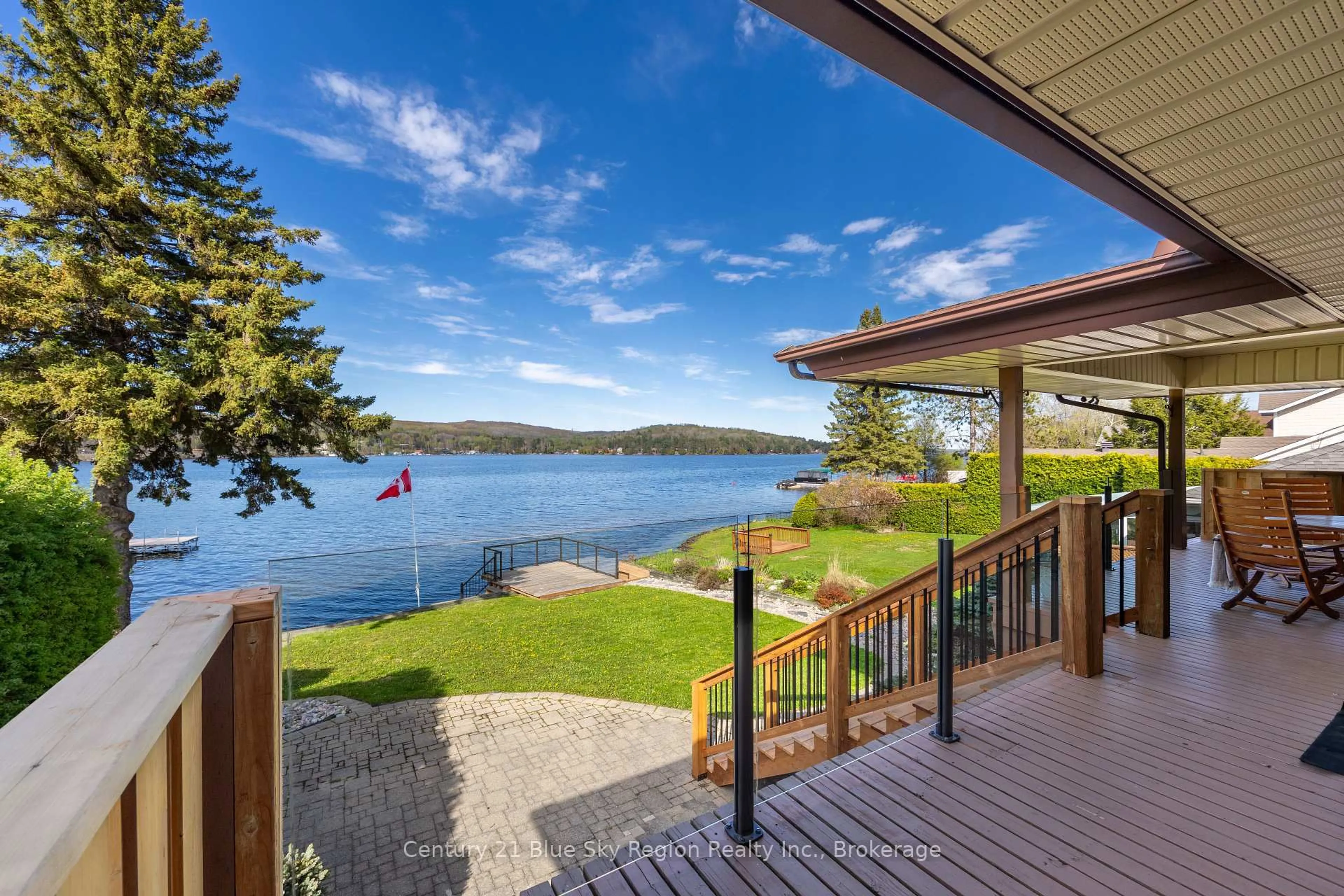 Patio, water/lake/river/ocean view for 204 Lakeside Dr, North Bay Ontario P1A 3E3